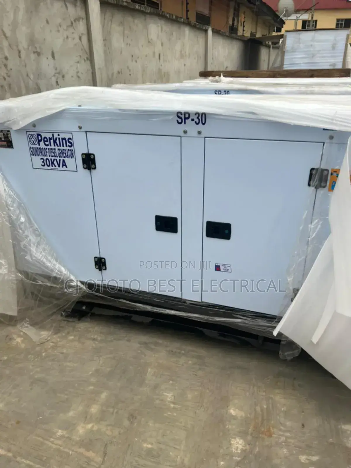30kva Brand Perkins Generator Soundproof 100%Cooper Coil