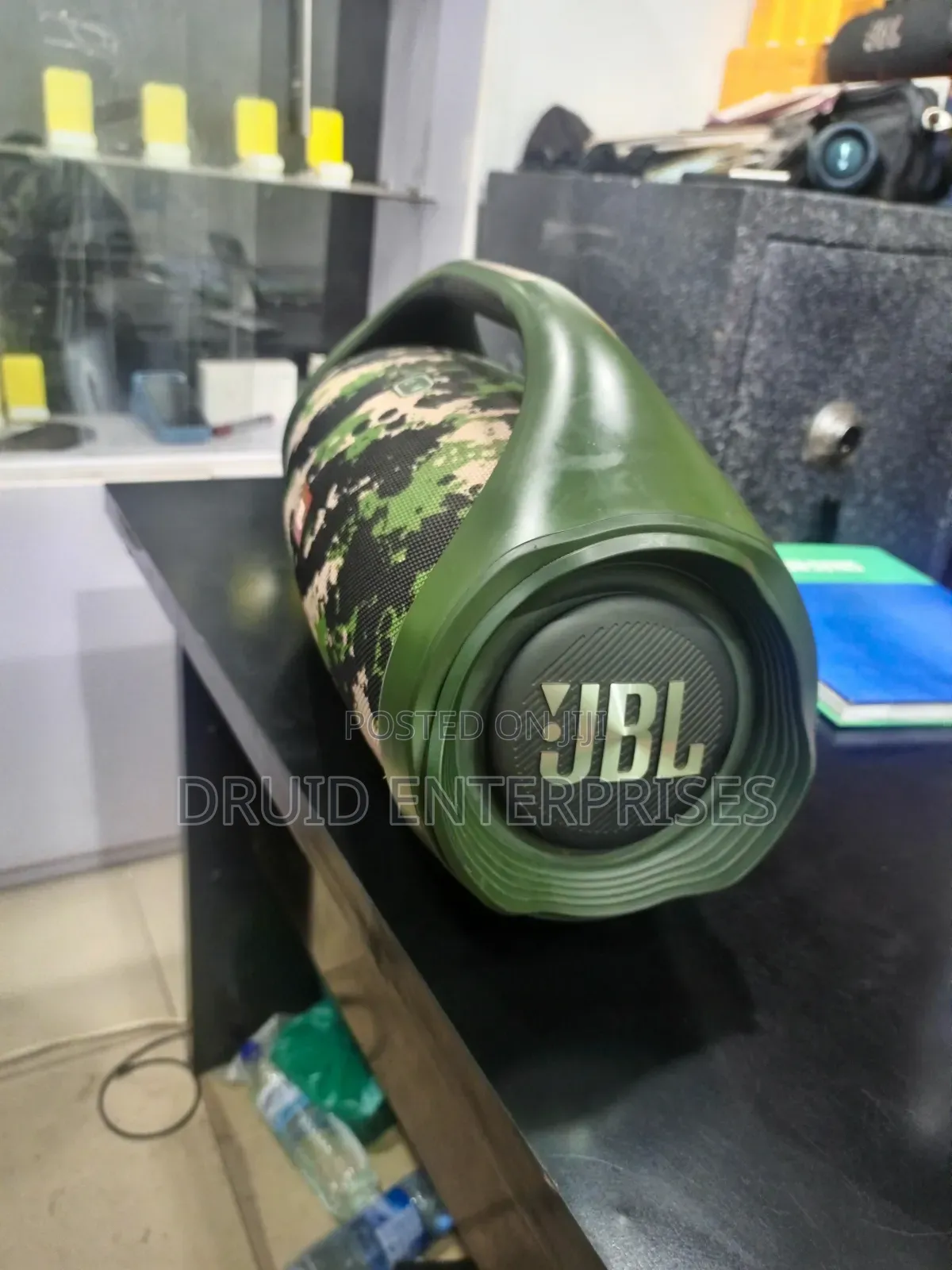 JBL Bombox 2