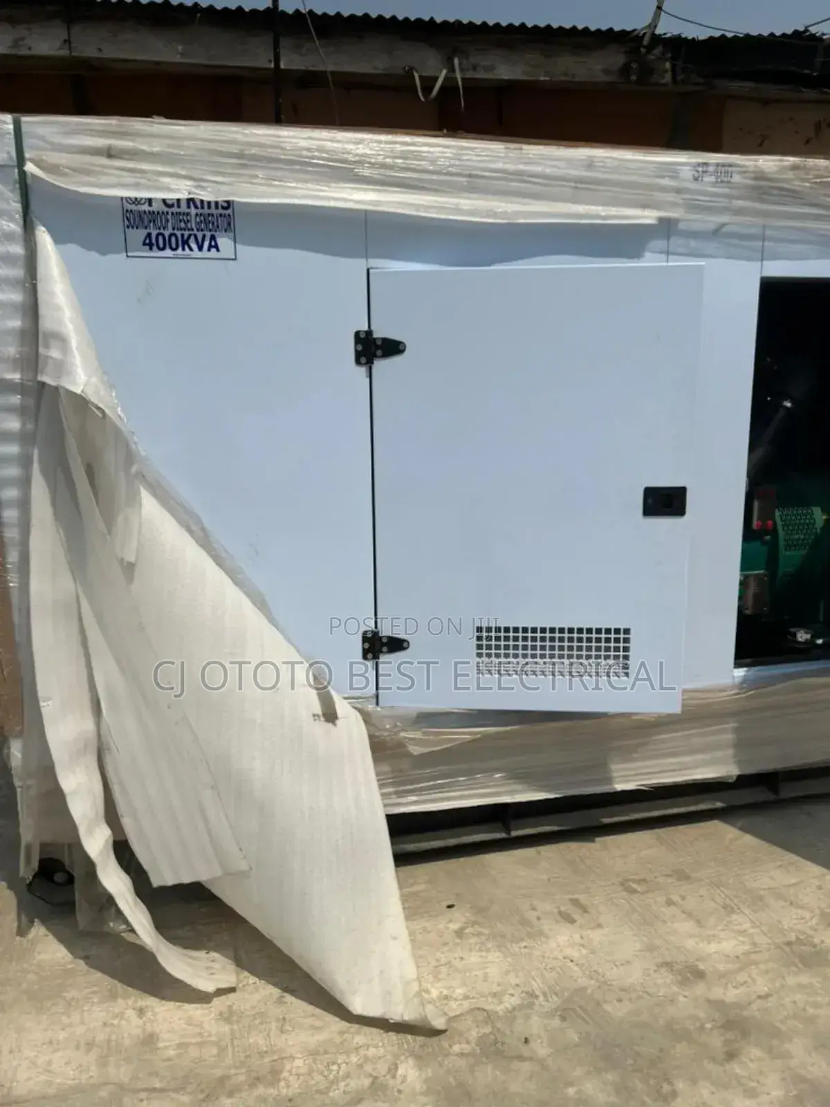 400kva Brand New Generator Soundproof 2 Years Warranty 100%