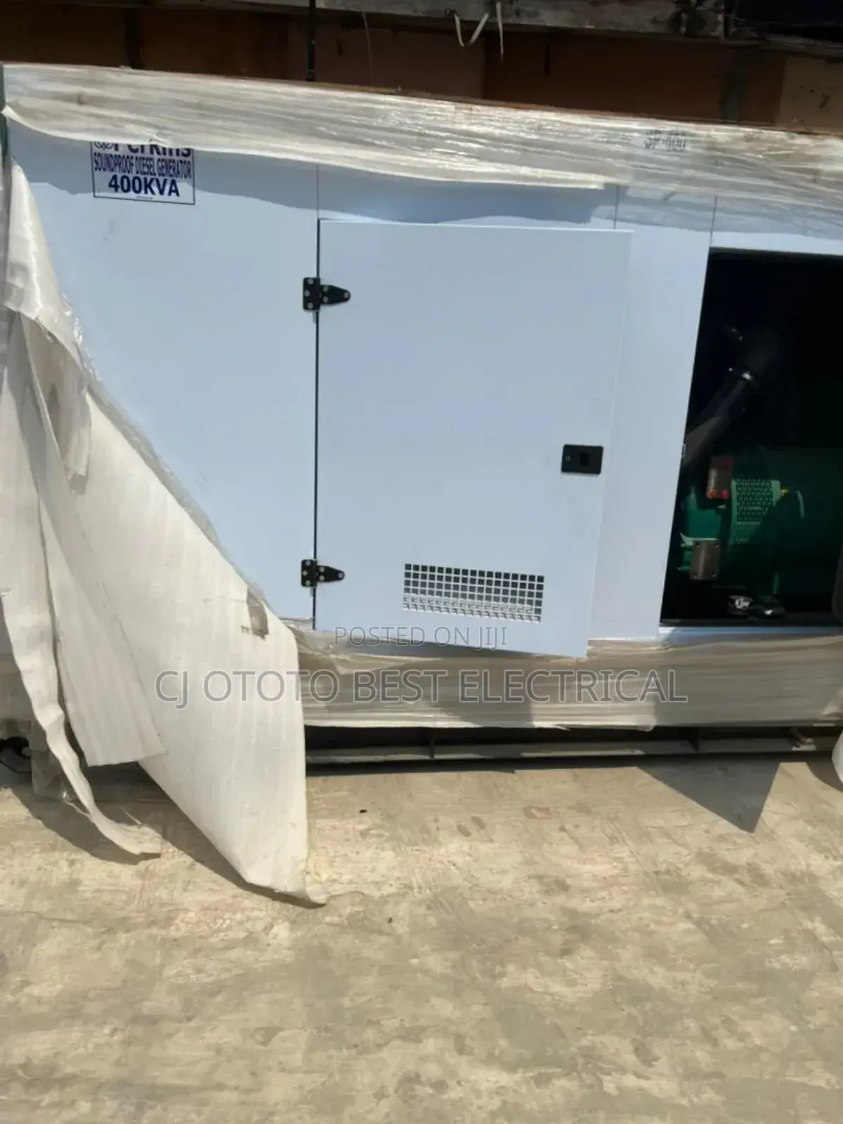 400kva Brand New Generator Soundproof 2 Years Warranty 100%