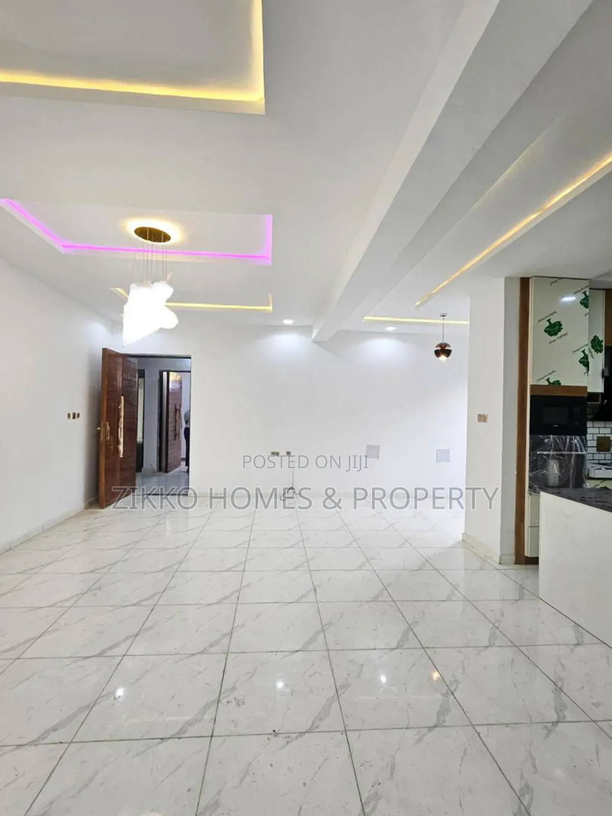 2bdrm Apartment in Ikate, Lekki Phase 1 for sale