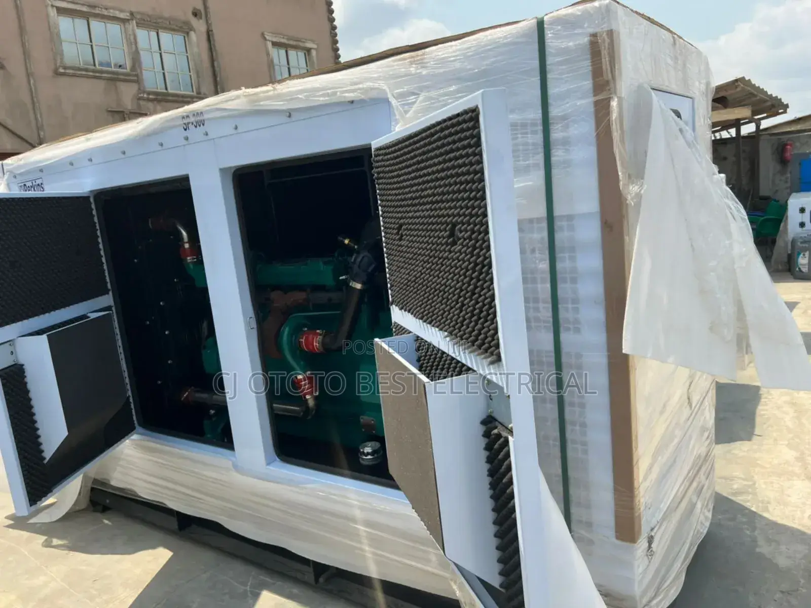 300kva Perkins Generator Soundproof