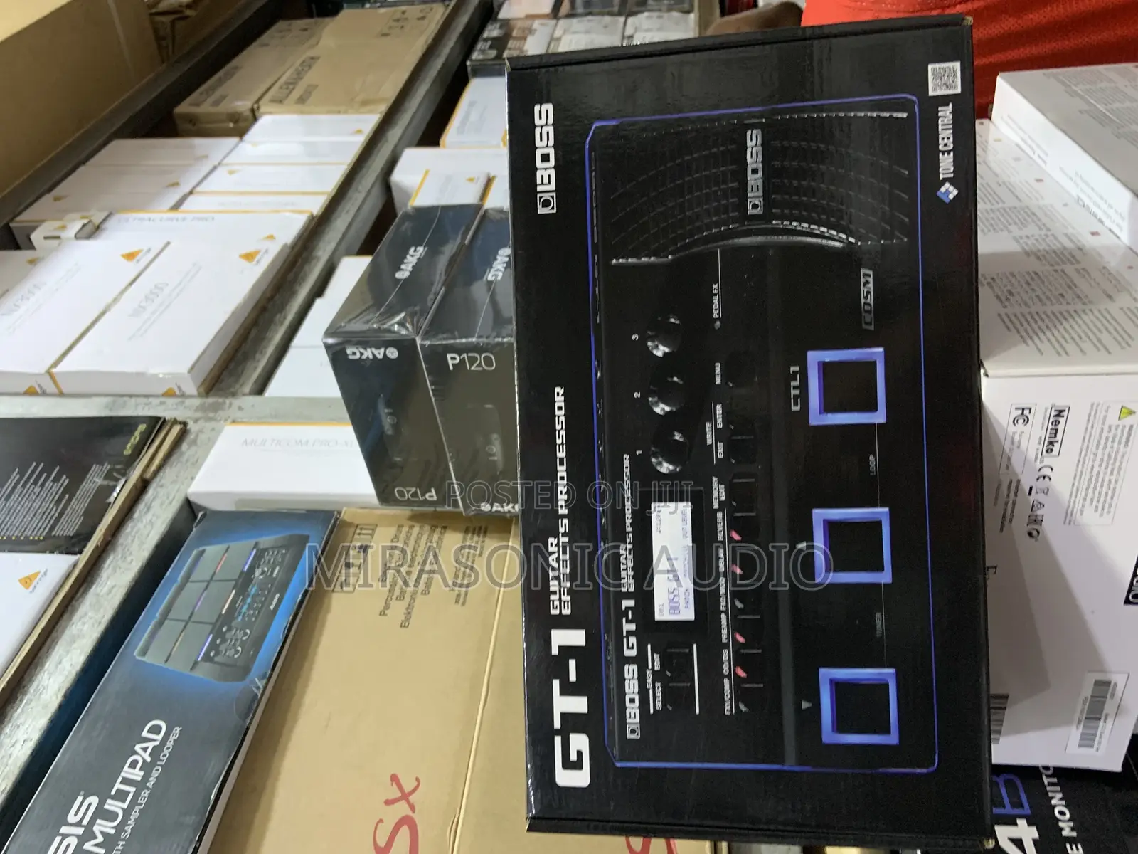 BOSS Gt-1guitar Effect Processor