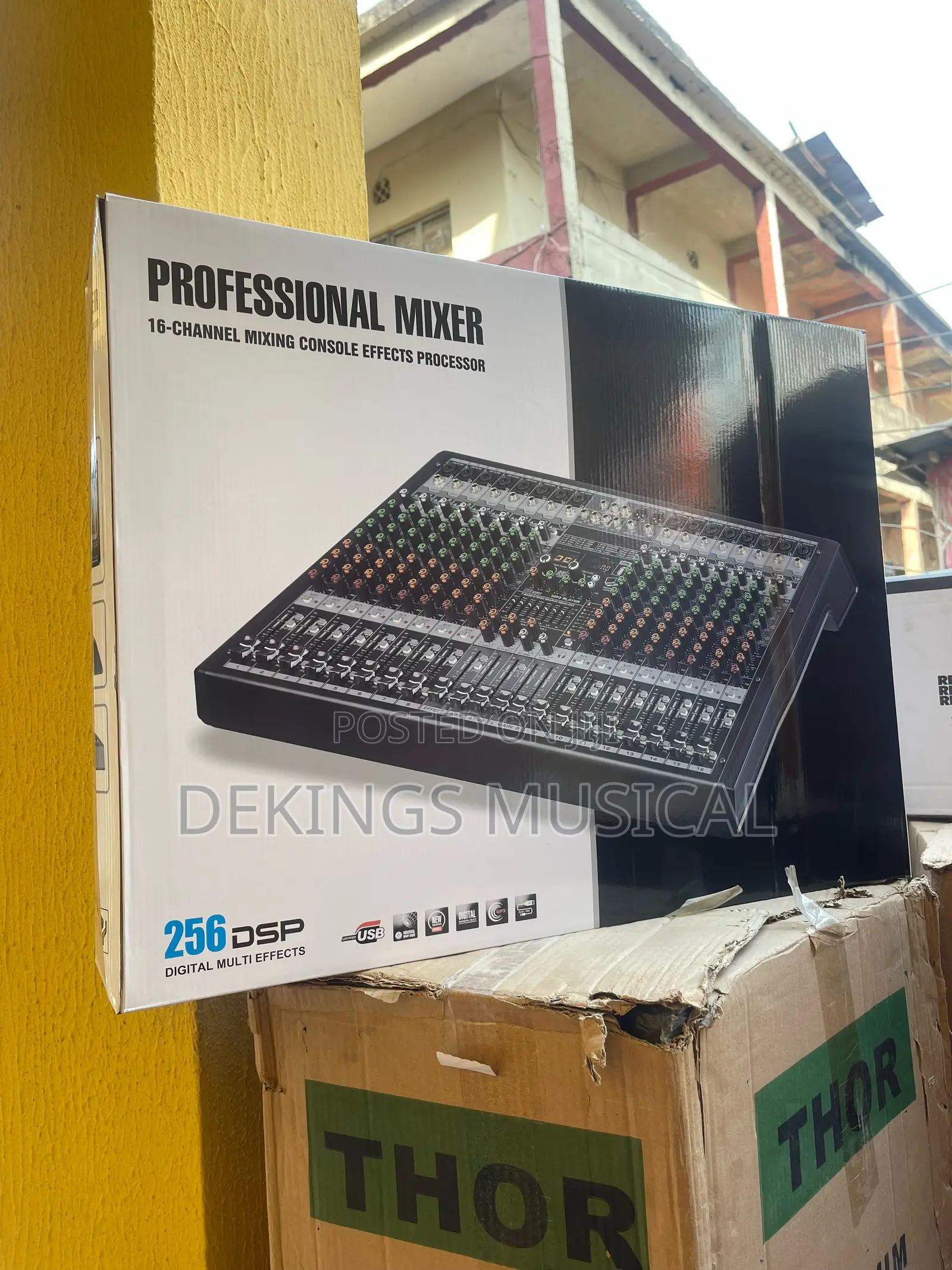 Yamaha Console Mixer 16 Channels W DSP Effects