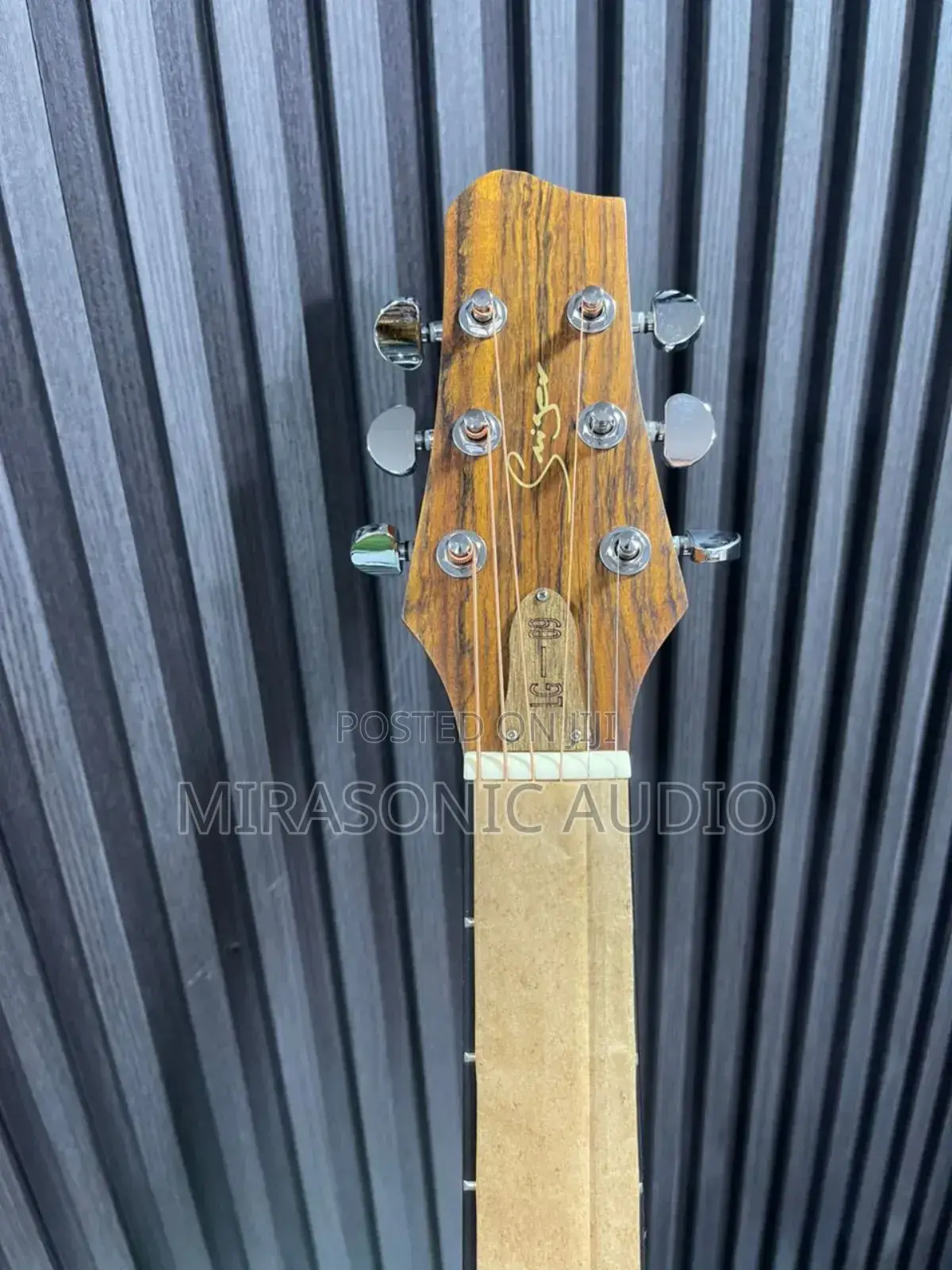 Smiger LG-09 Semi Acoustic Guitar