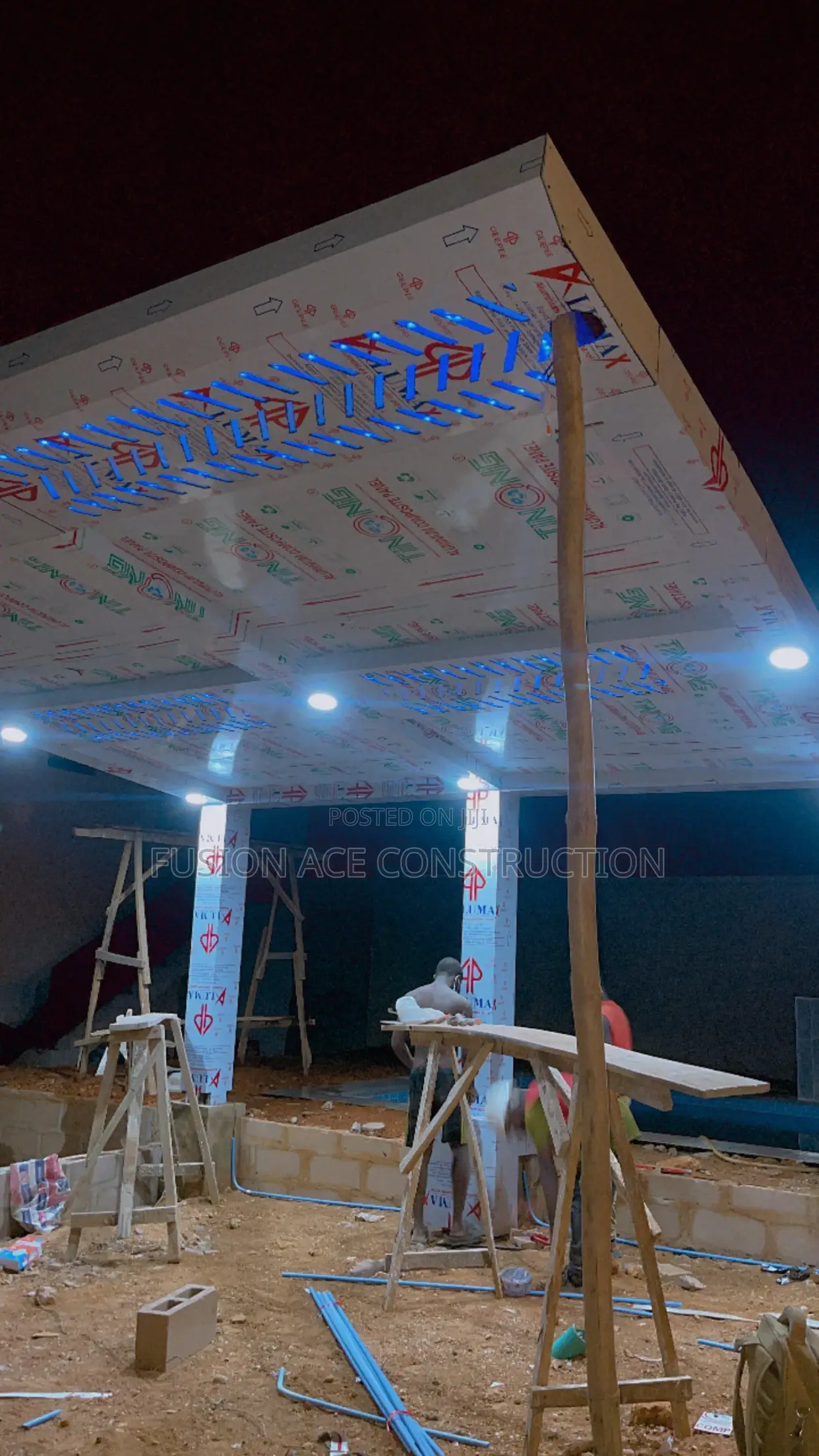 Modern Lightning Laser Cut Carport Cladded With Alucoboard