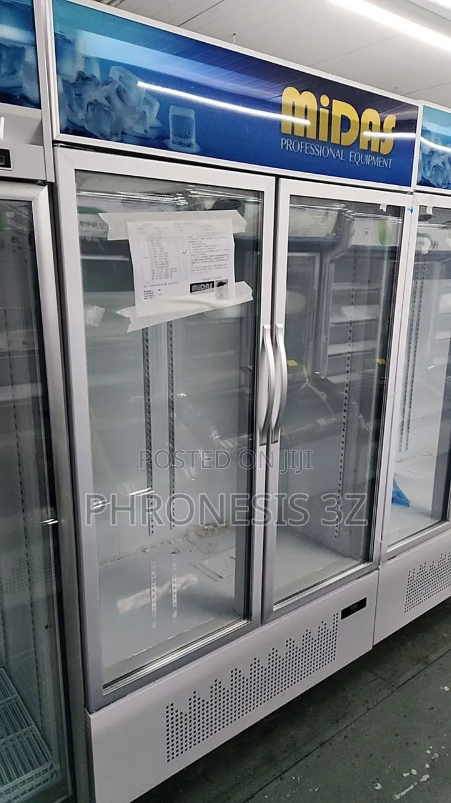 Industrial Double Door Upright Showcase Freezer