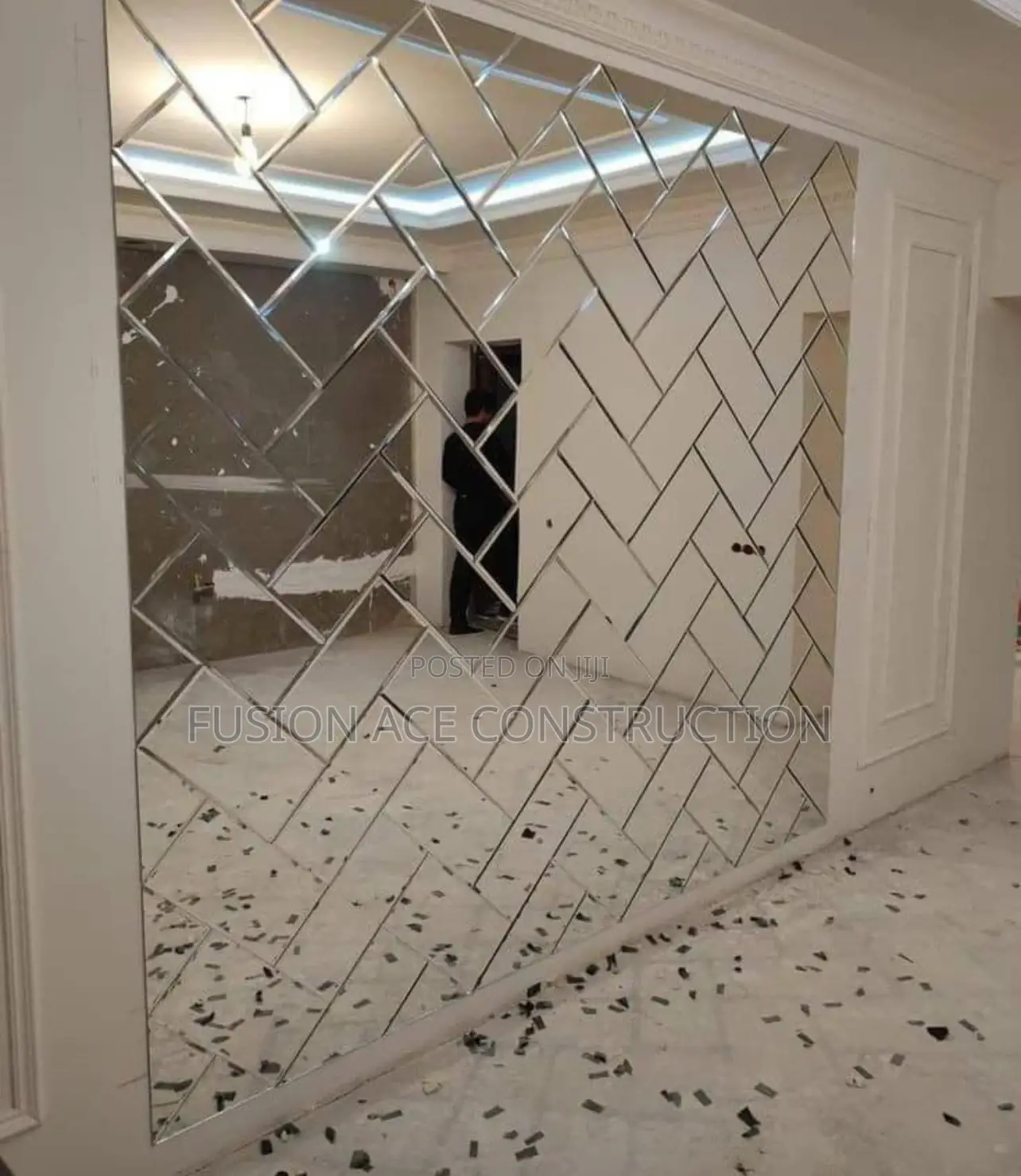 Mirror Design Glass for Boring Spaces