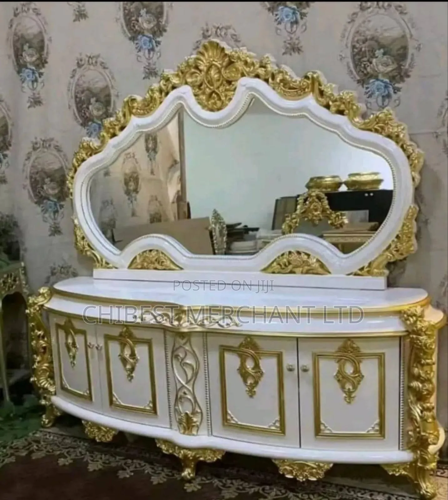 Royal Stand and Console Mirror