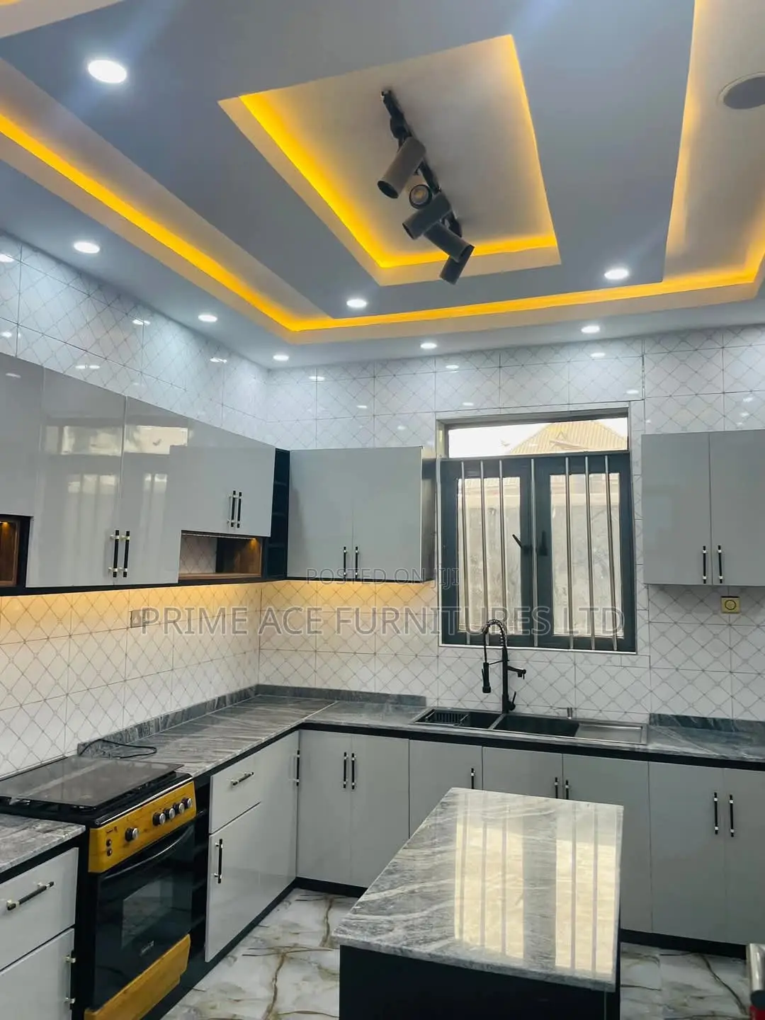 Modern Luxury Kitchens
