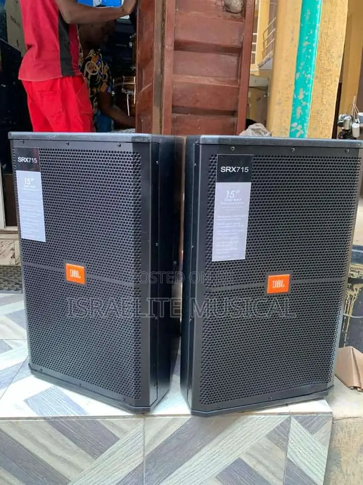 Quality JBL 15 Inchese Single Loud Speaker's SRX-715