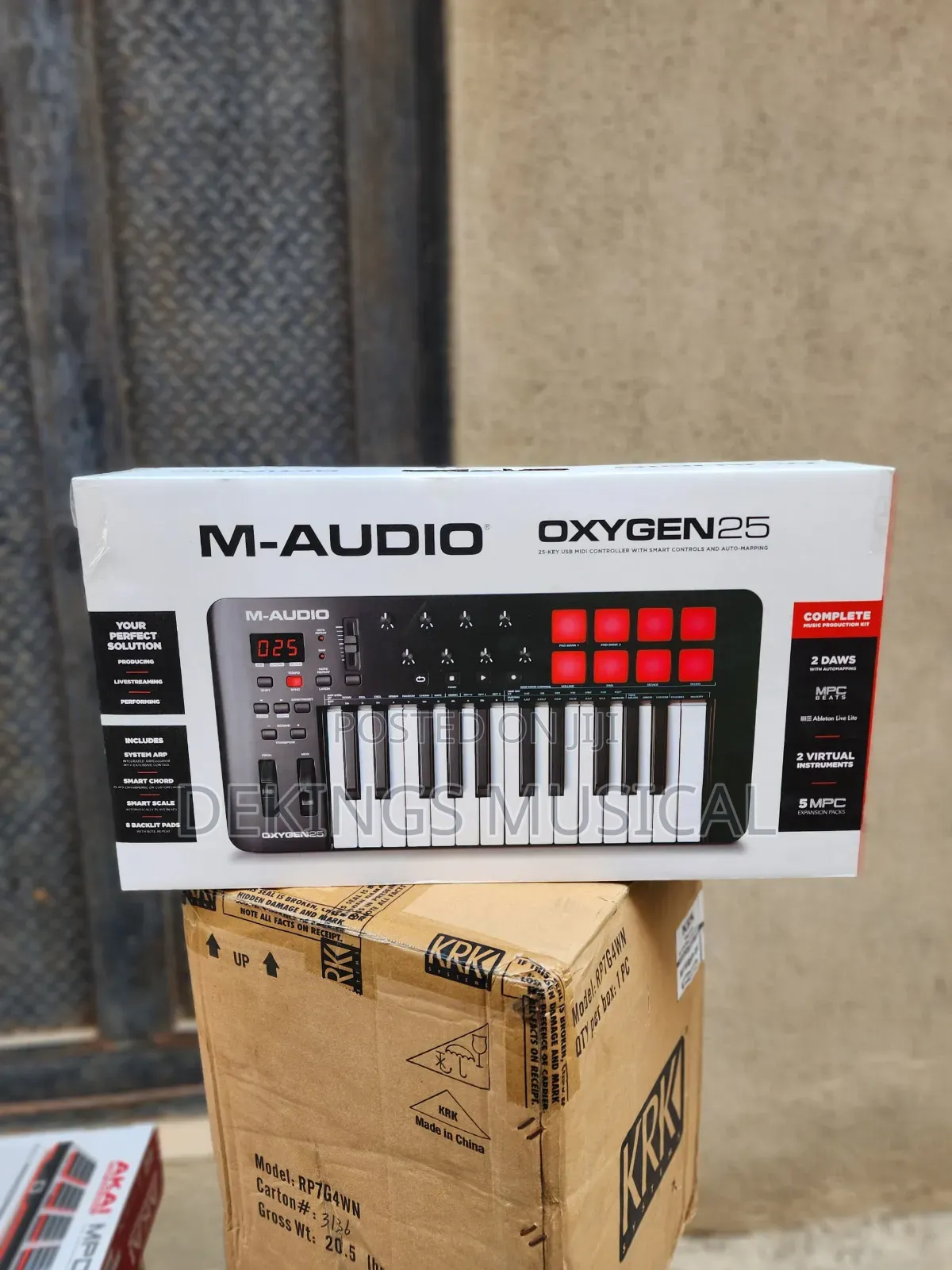 M-Audio Oxygen25 USB MIDI Keyboard Controller