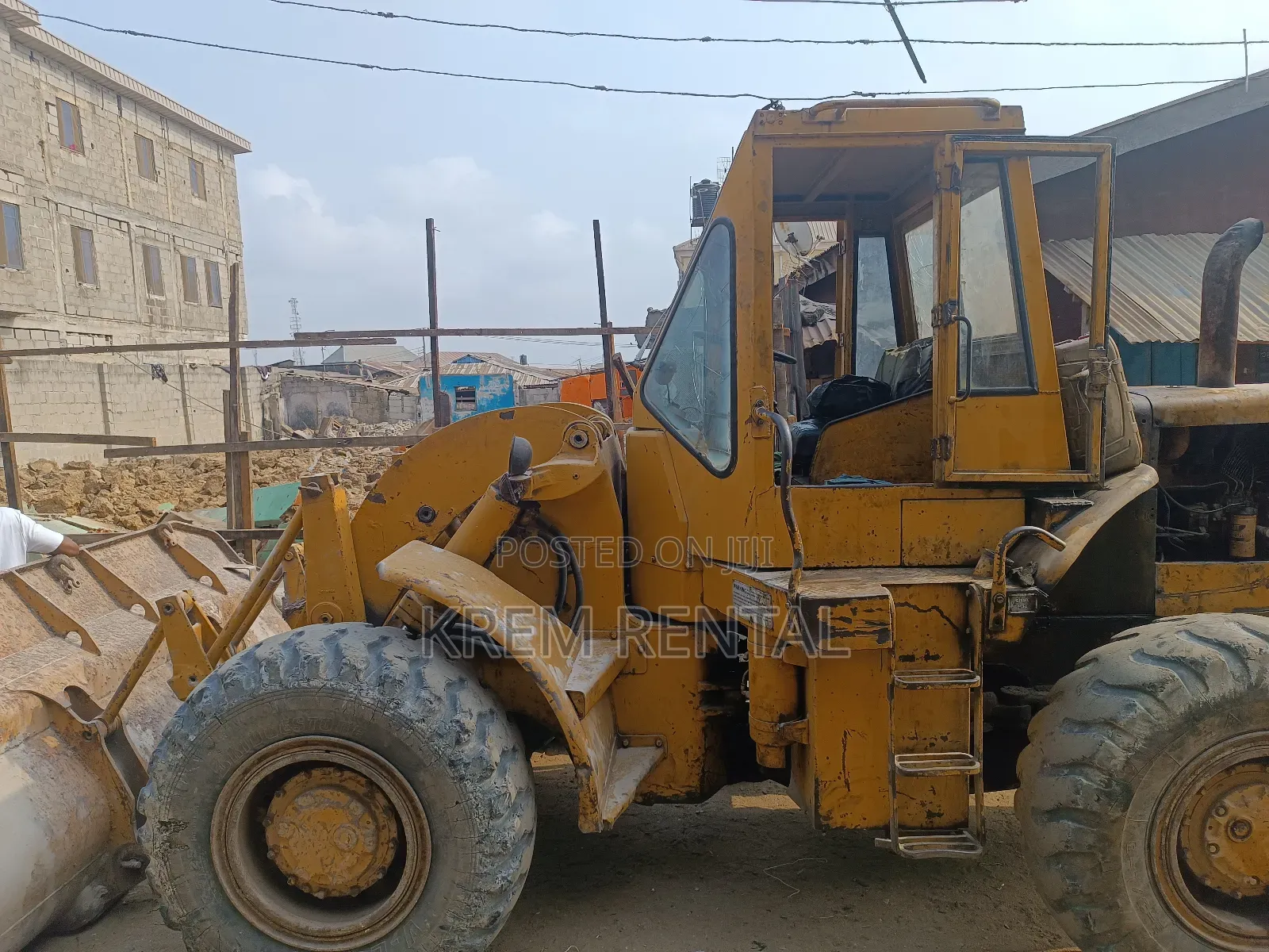 Good Payloader Machine Available for Hire in Lagos