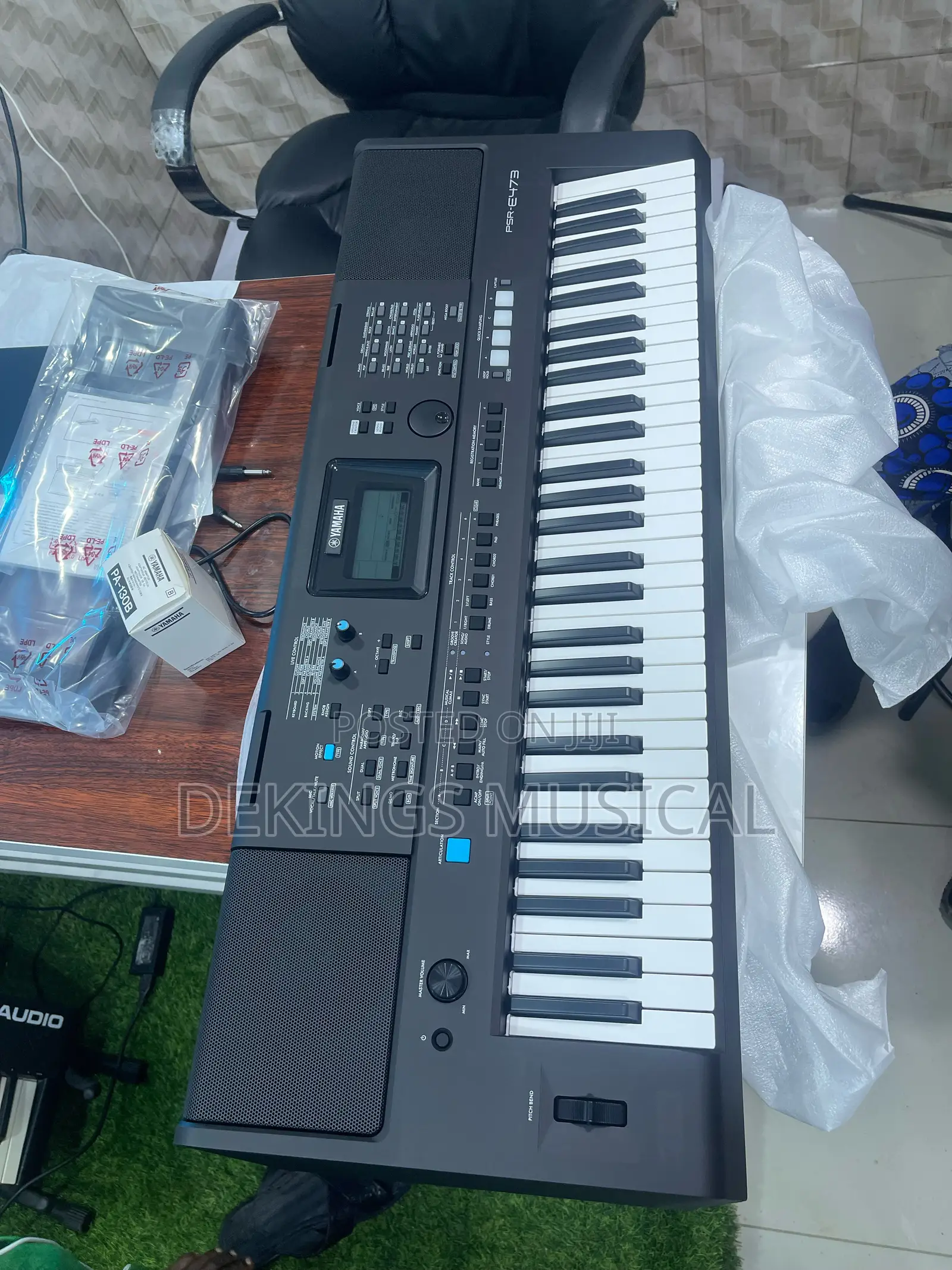 Yamaha PSR E473 Portable Keyboard 61keys