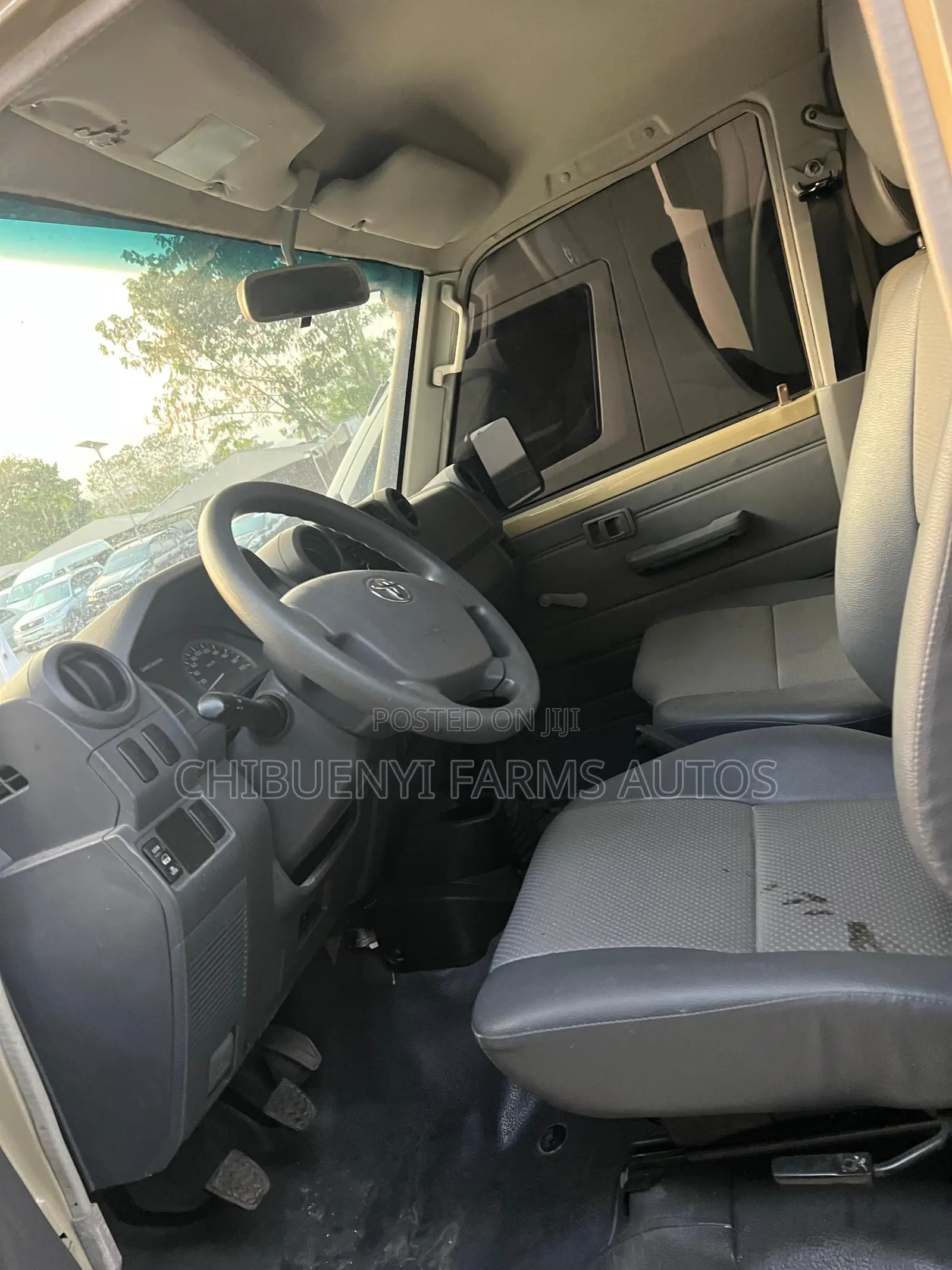 Toyota Land Cruiser 2021 Gold