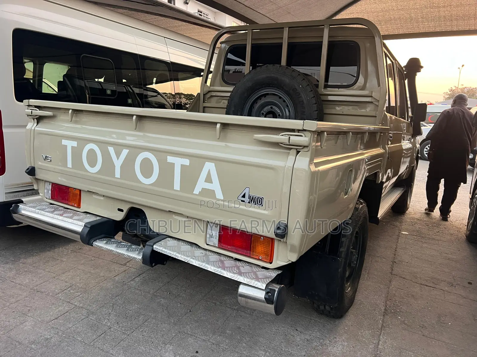Toyota Land Cruiser 2021 Gold