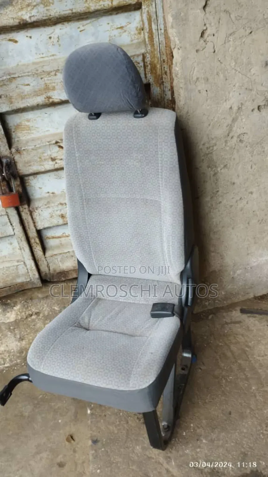 High Quality Certified Complete Seat Toyota Hiace/Hummer Bus
