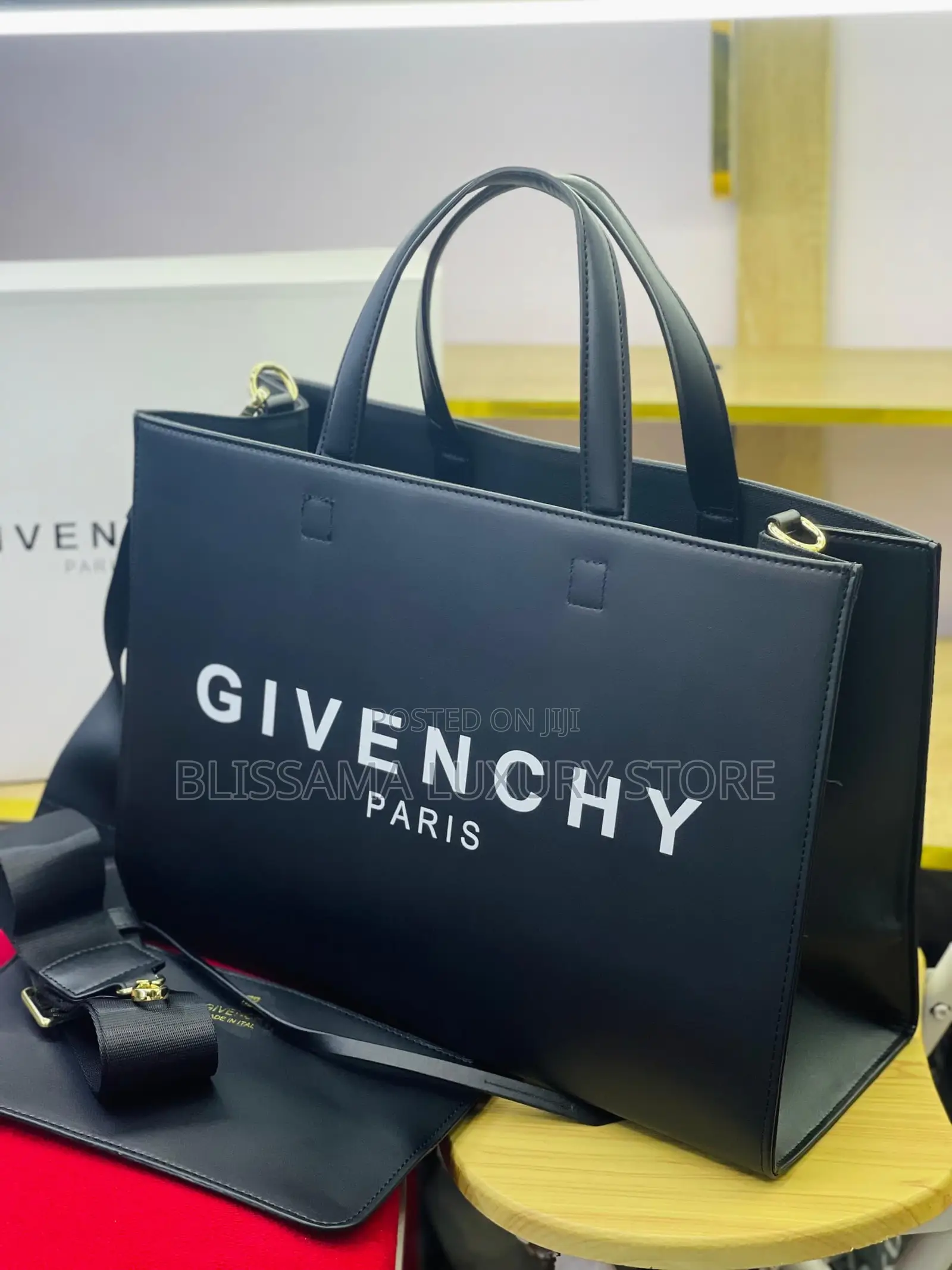 Luxury Givenchy Female Hand Bags