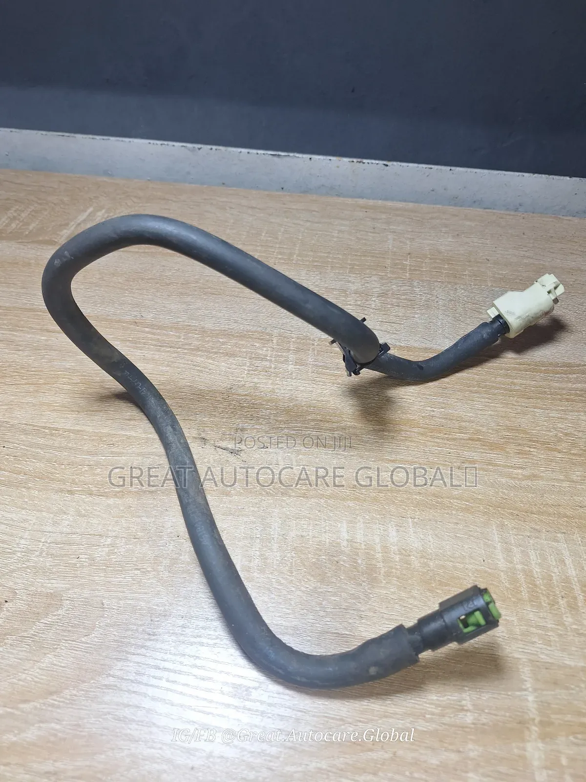 Engine Fuel Hose for 2013-2017 Honda Accord 4plugs