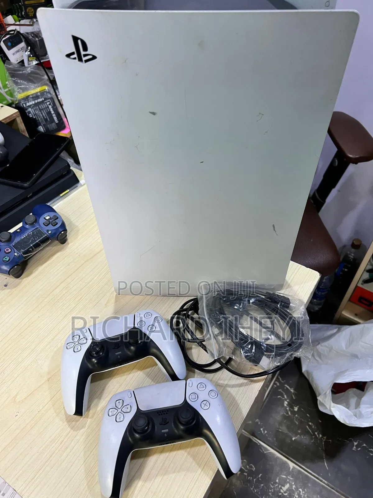 Used Ps5 With 2 Pads