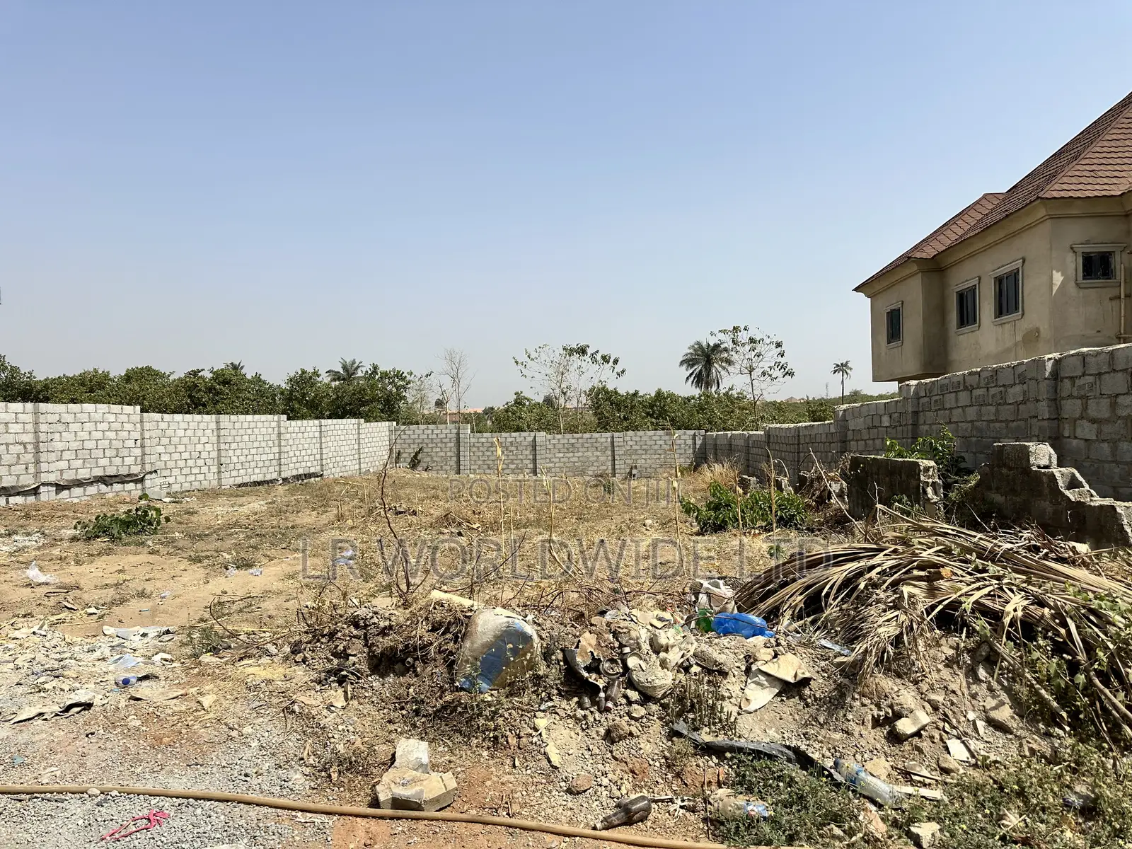 600sqm Land Space in a Fully Developed and Habited Estate