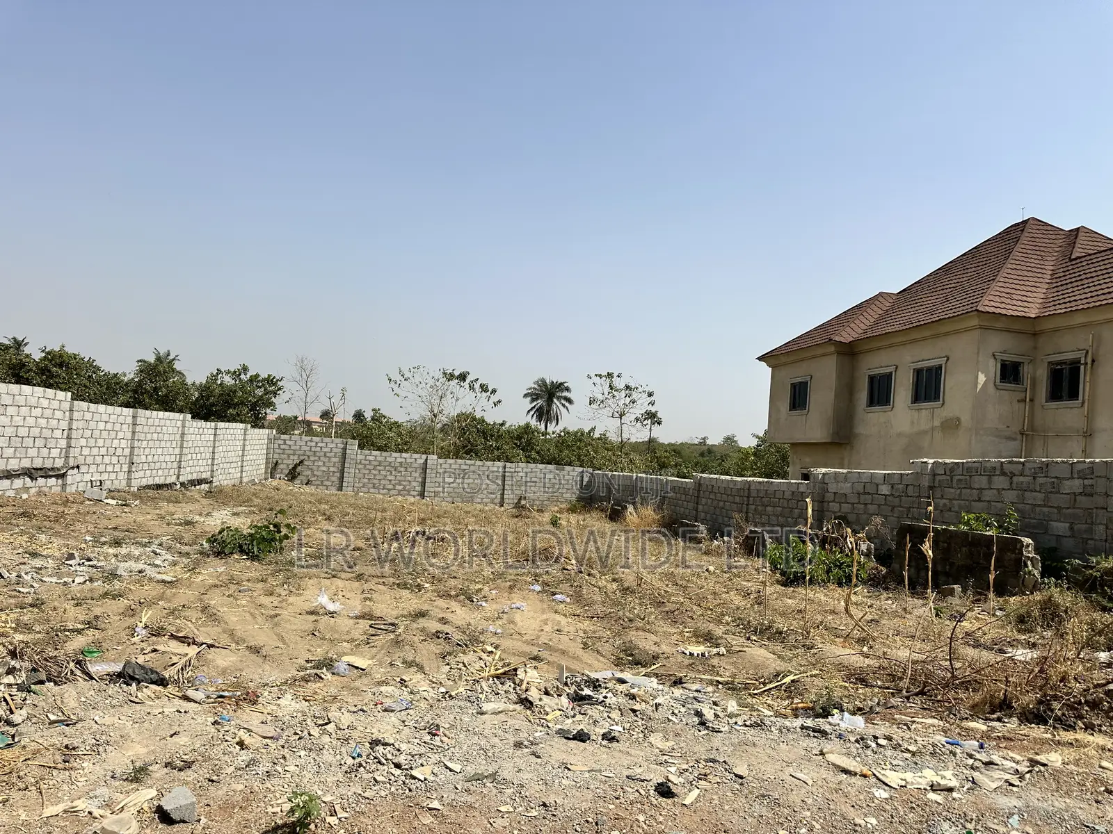 600sqm Land Space in a Fully Developed and Habited Estate