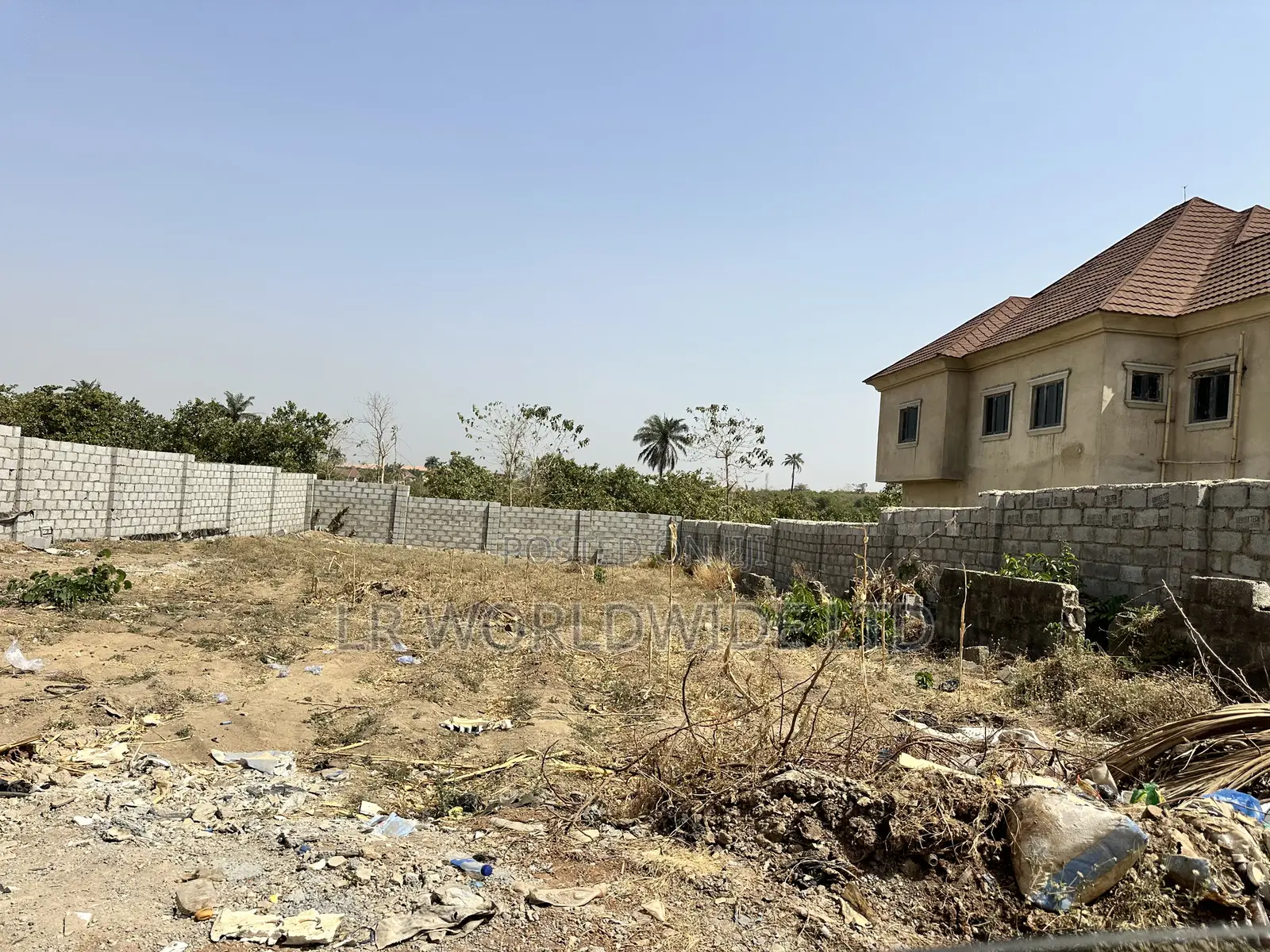 600sqm Land Space in a Fully Developed and Habited Estate