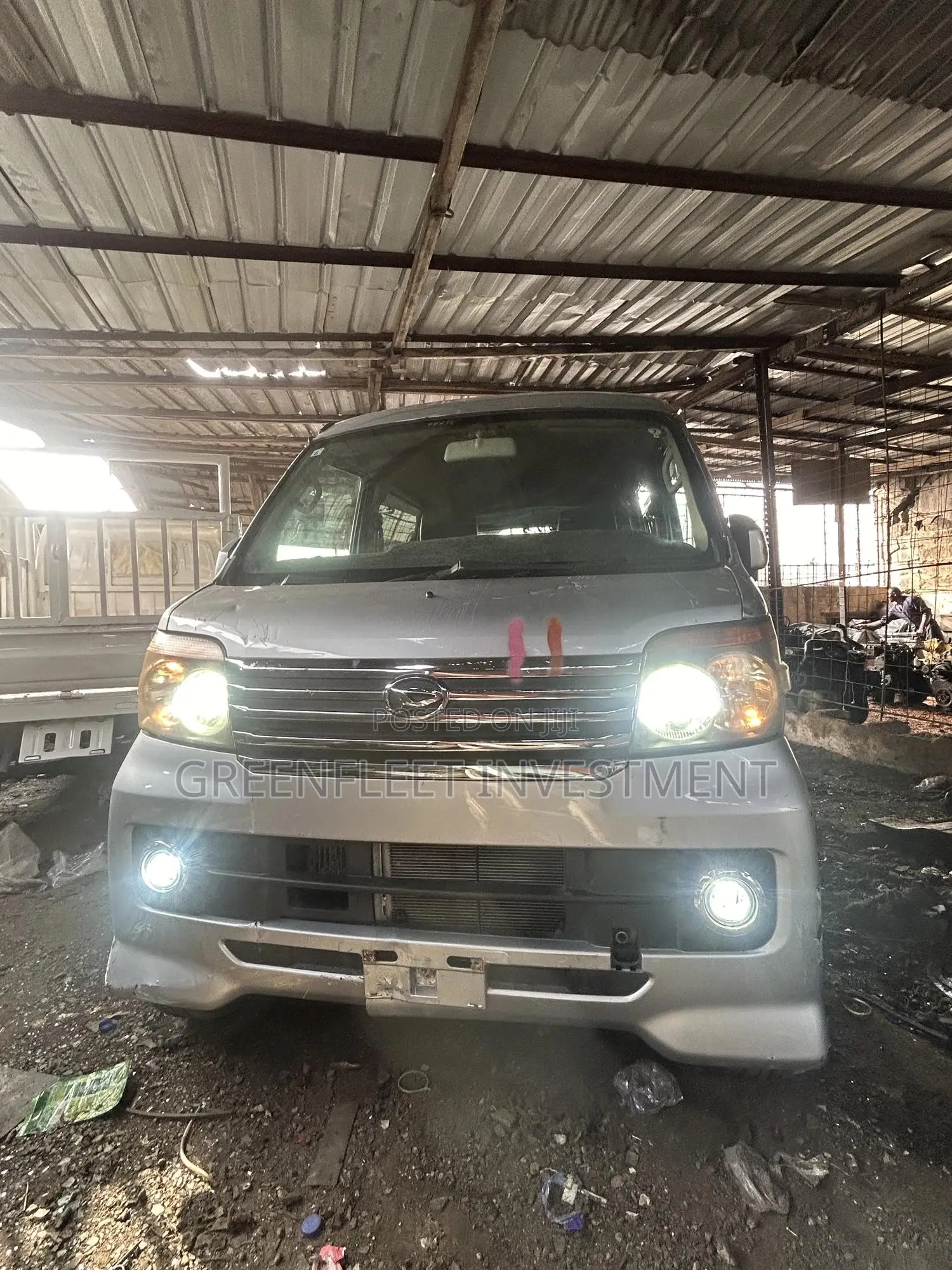 Daihatsu Hijet 2012 Silver