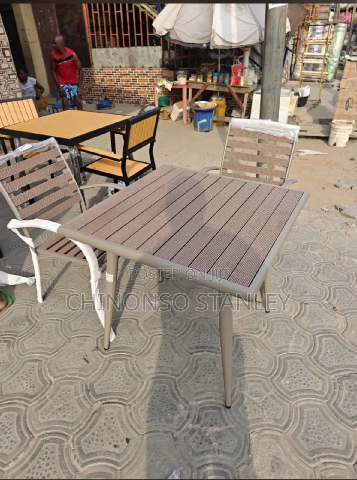 Outdoor Table and 4 Chairs