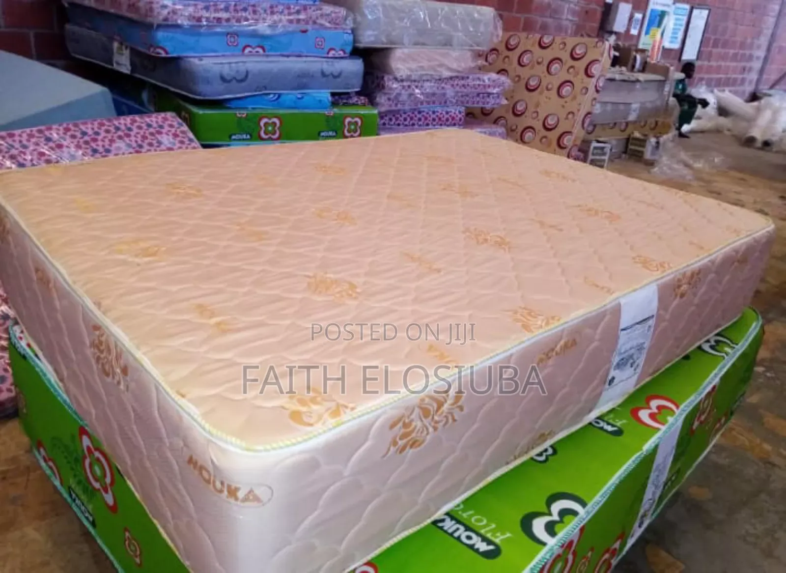 Semi Orthopaedic 4.5ft by 6ft by 10inches Luxury Mattress