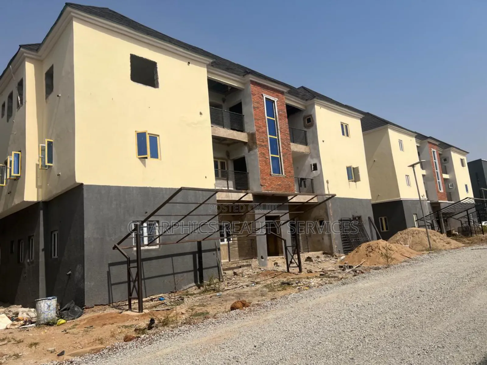 2bdrm Block of Flats in Kiami for sale