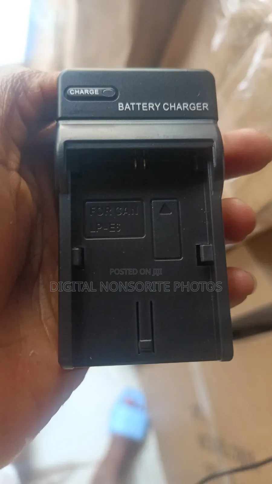Brand New Camera Battery Charger Canon 60D