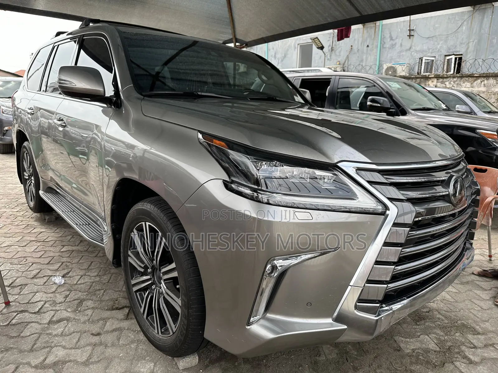 Lexus LX 2018 Gray