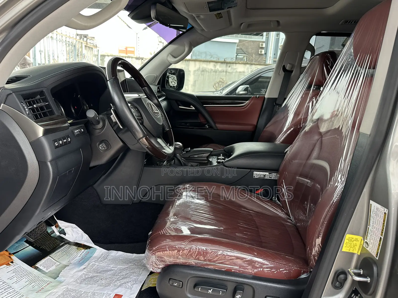 Lexus LX 2018 Gray