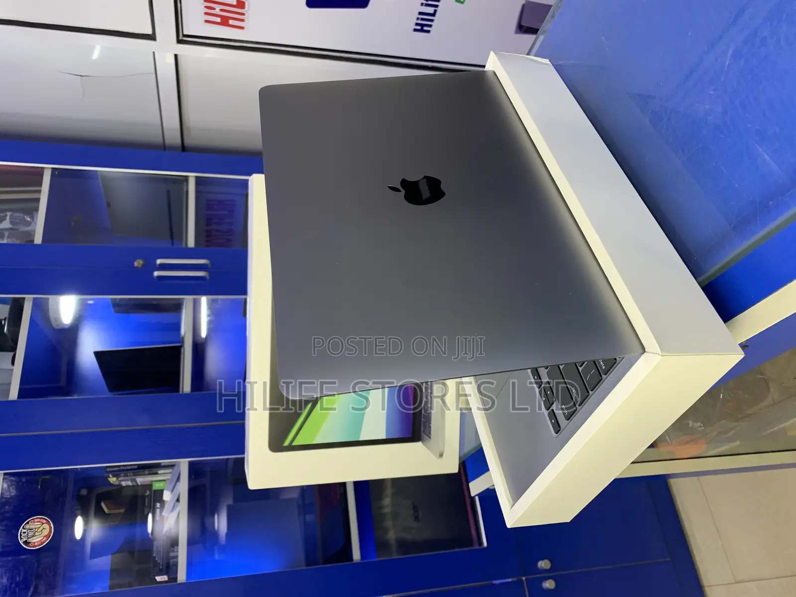 Laptop Apple MacBook Pro 2020 M1 8GB Apple M1 SSD 256GB