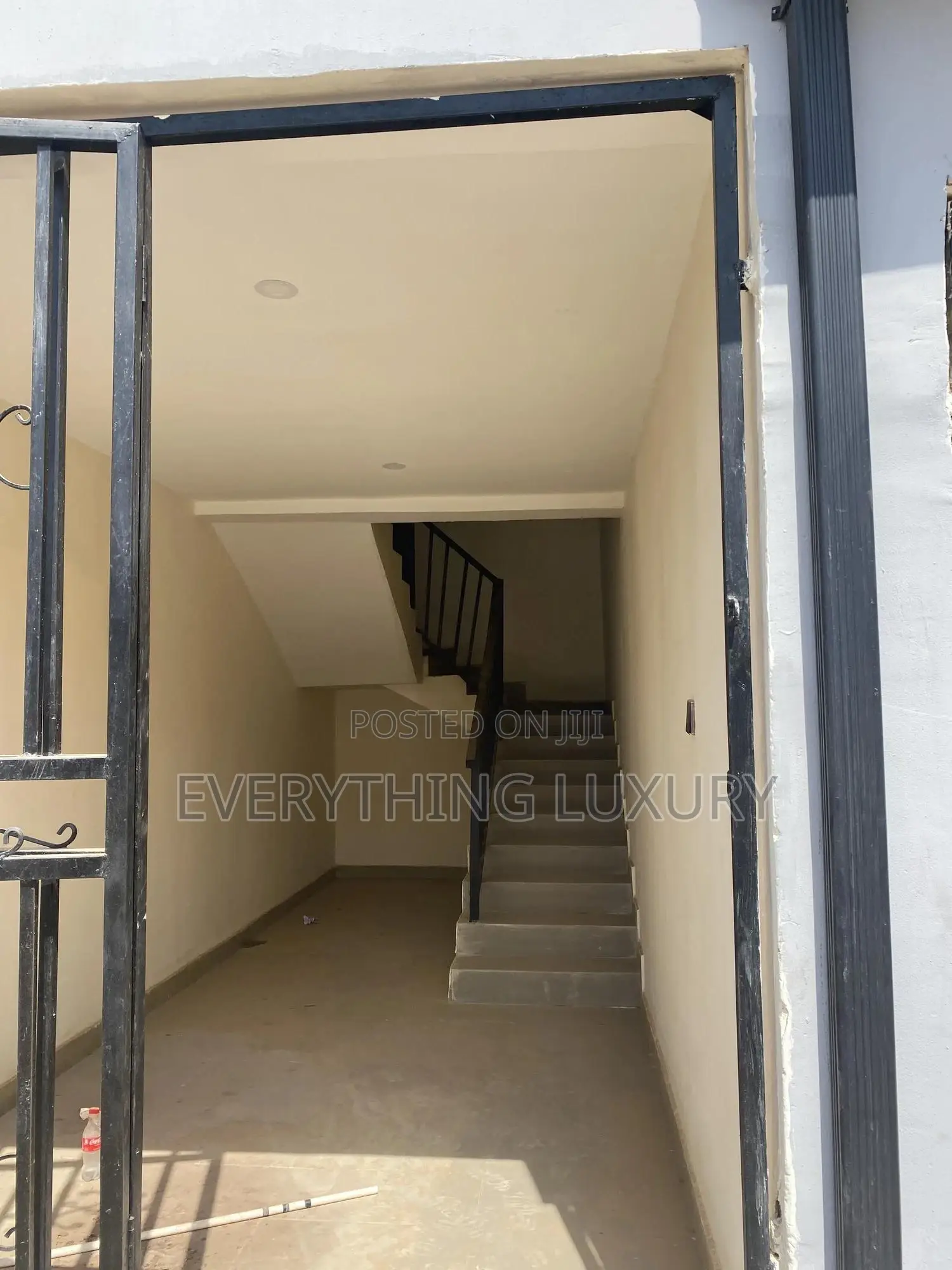 2bdrm Block of Flats in Ushafa for rent