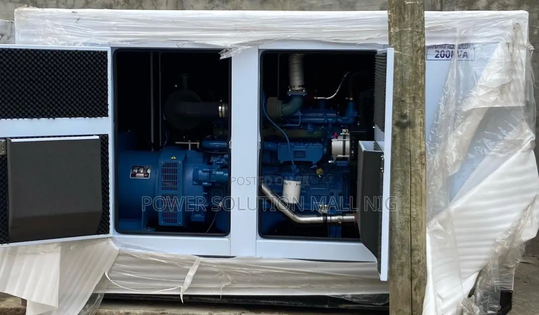 200kva Perkins Soundproof Diesel Generator