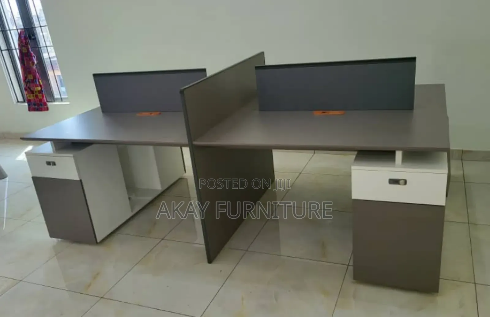 Workstation For 4 People
