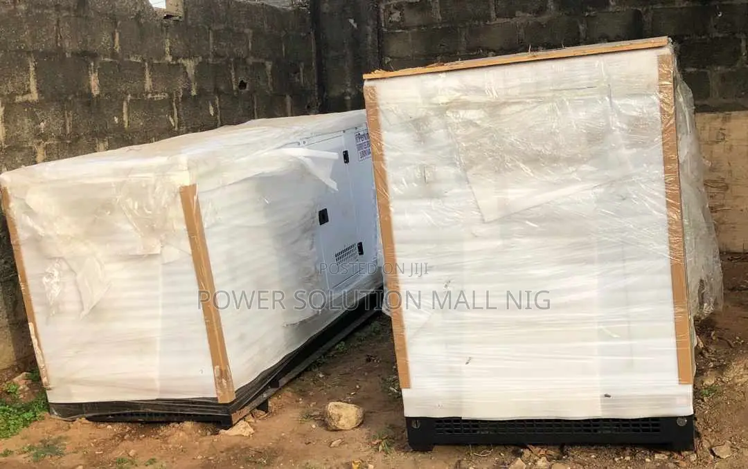 350kva Perkins Soundproof Diesel Generator
