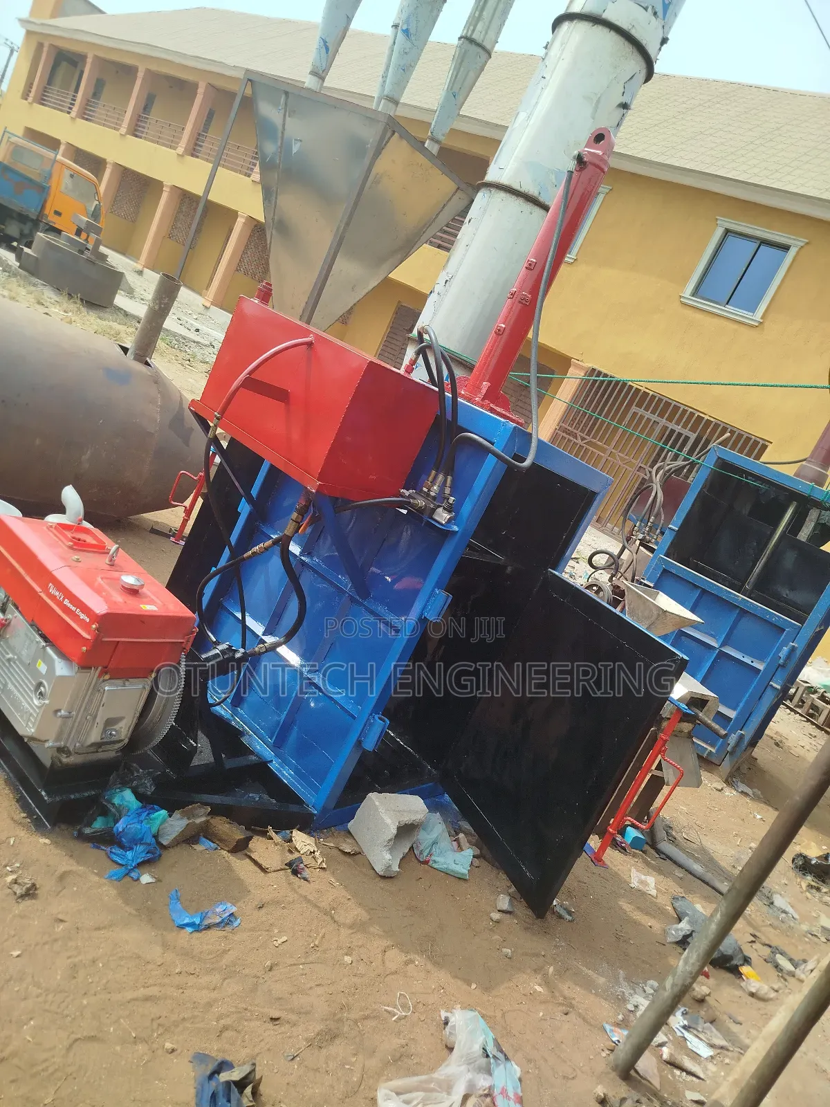 Plastic Bailing Machine