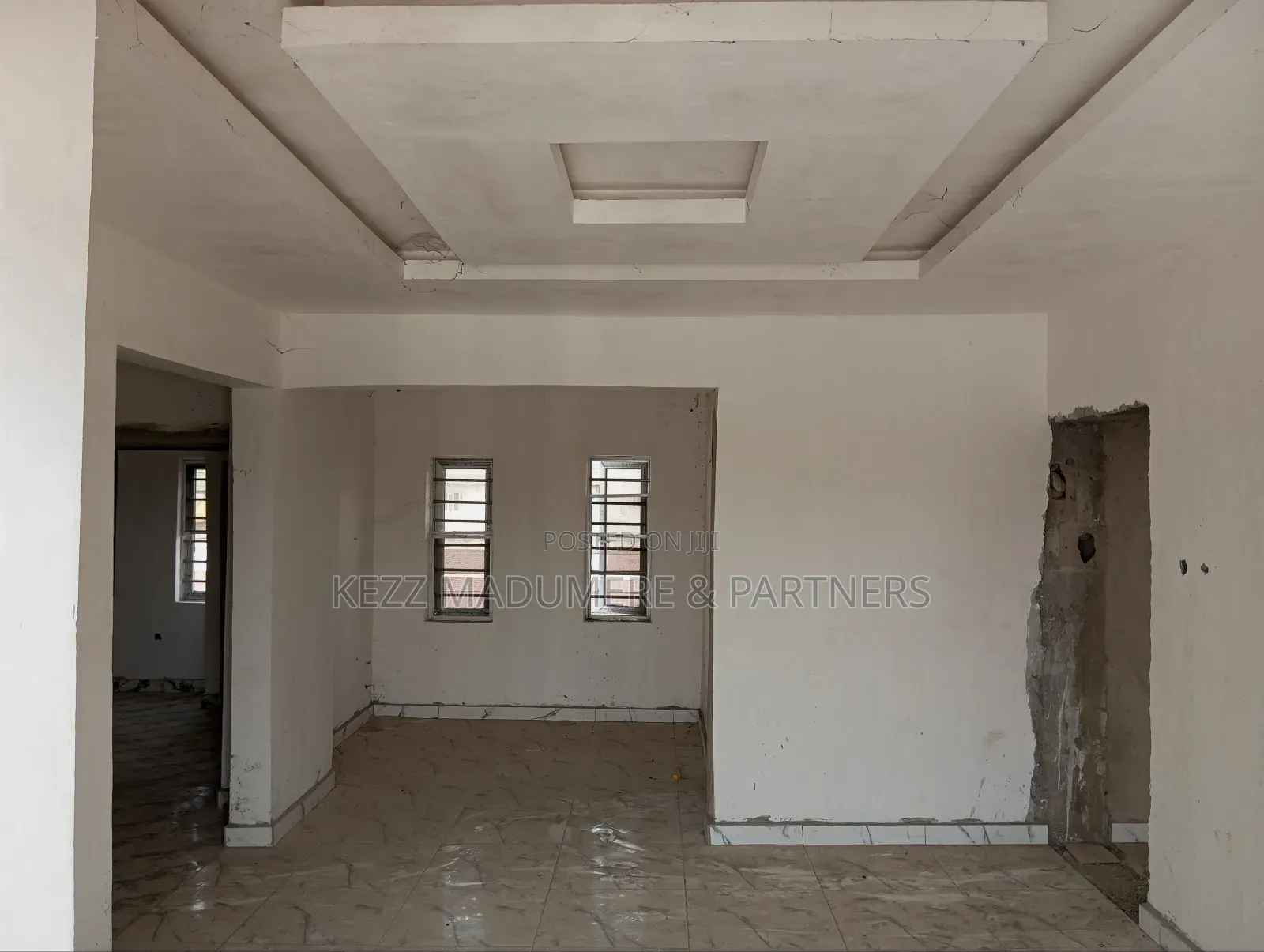 4bdrm Block of Flats in Orazi Near, New Gra, Port-Harcourt for rent