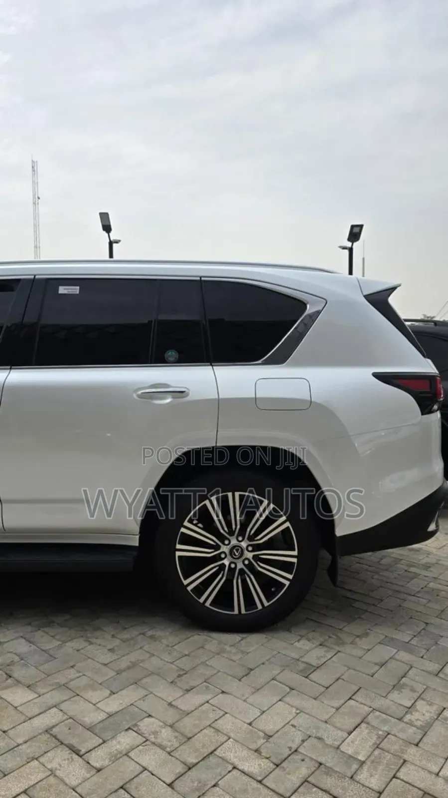 Lexus LX 2022 Black