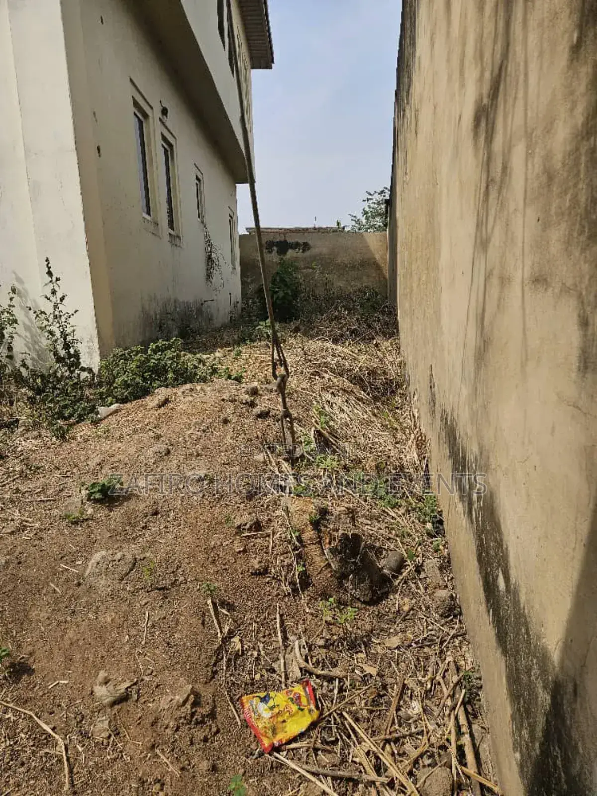 3bdrm Duplex in Loyola College Old for sale