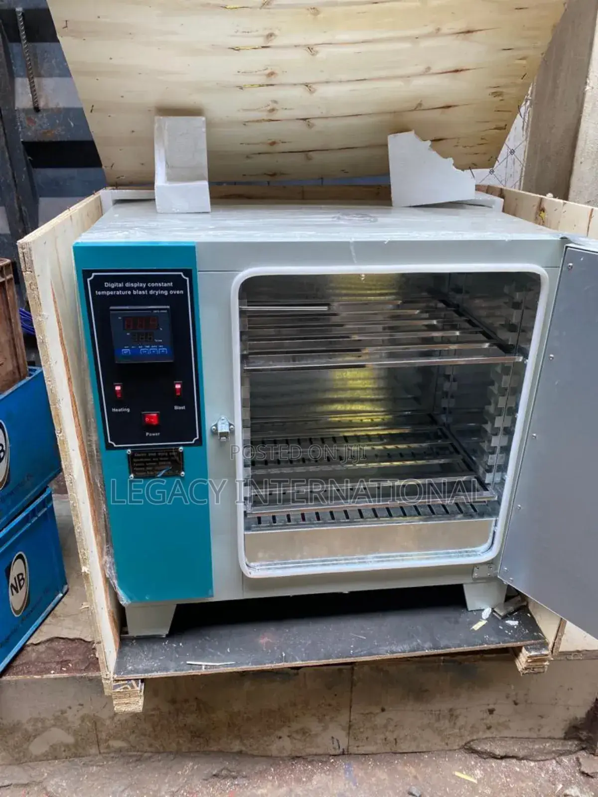 Laboratory Drying Oven 136L