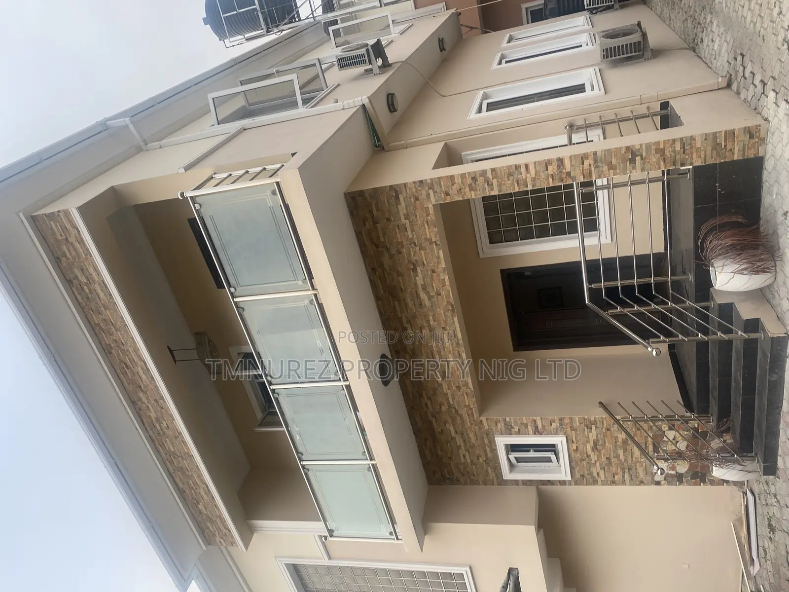 1bdrm Apartment in Chevron, Lekki for rent