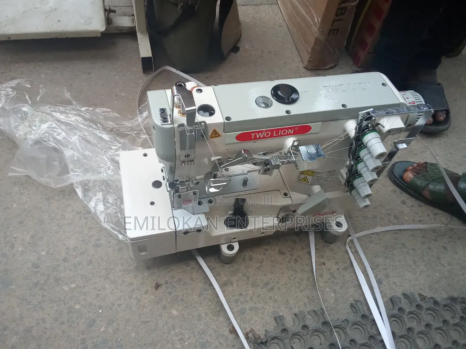 Industrial Tapping Machine for Ready to Wear
