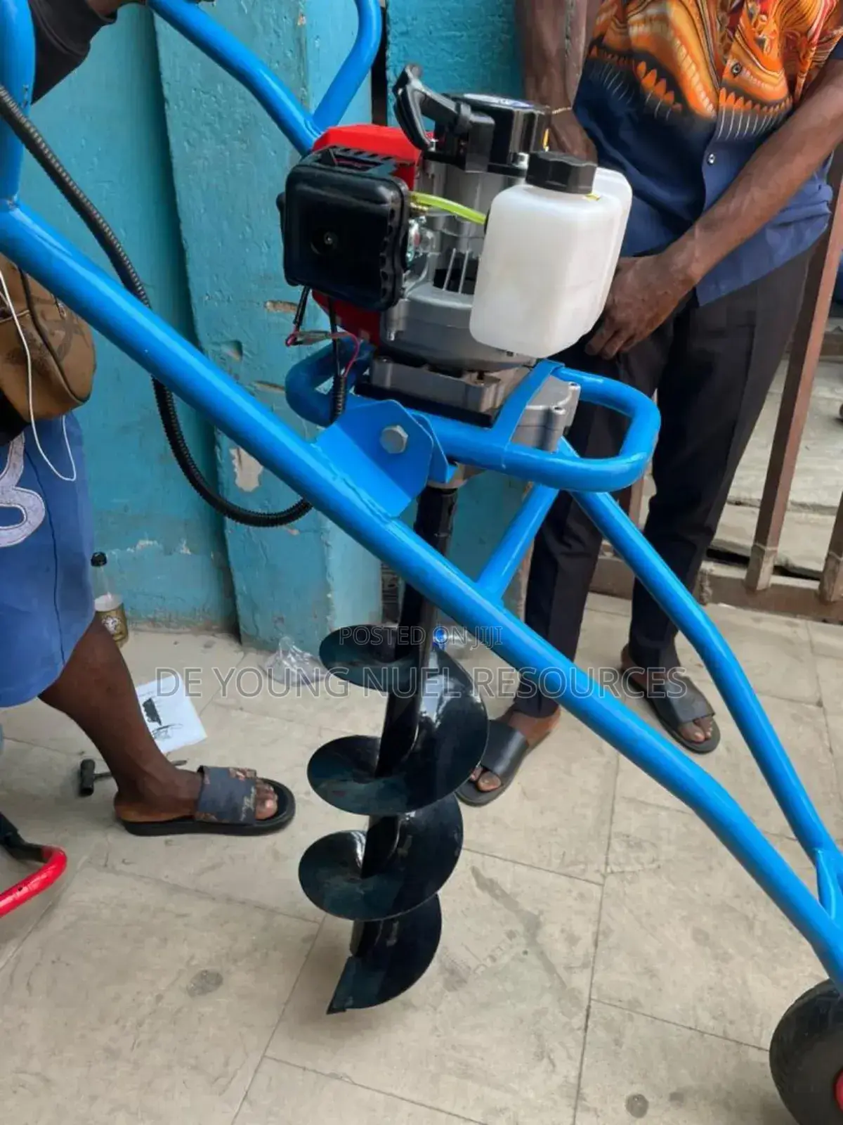 Earth Auger With Trolley