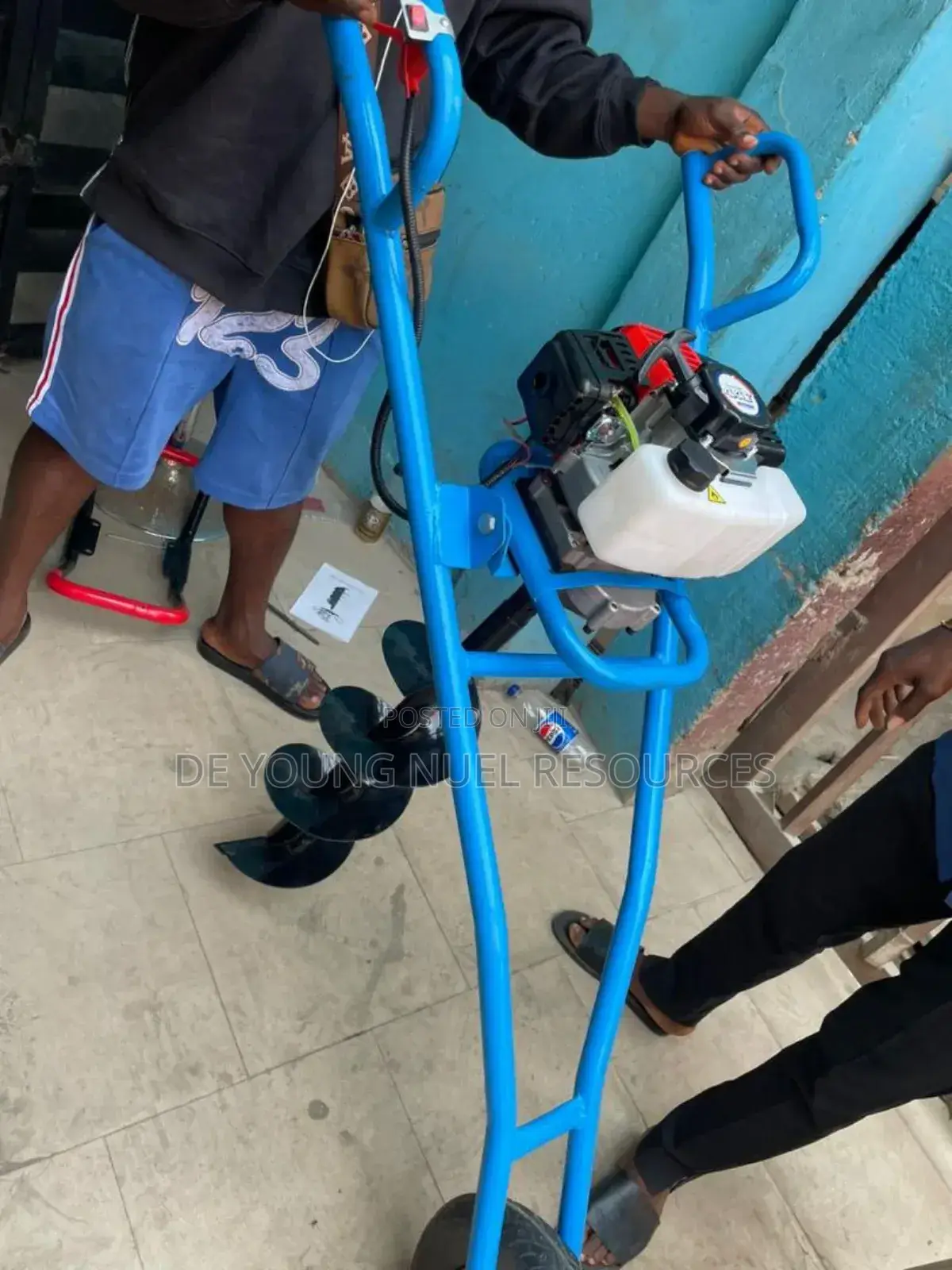 Earth Auger With Trolley