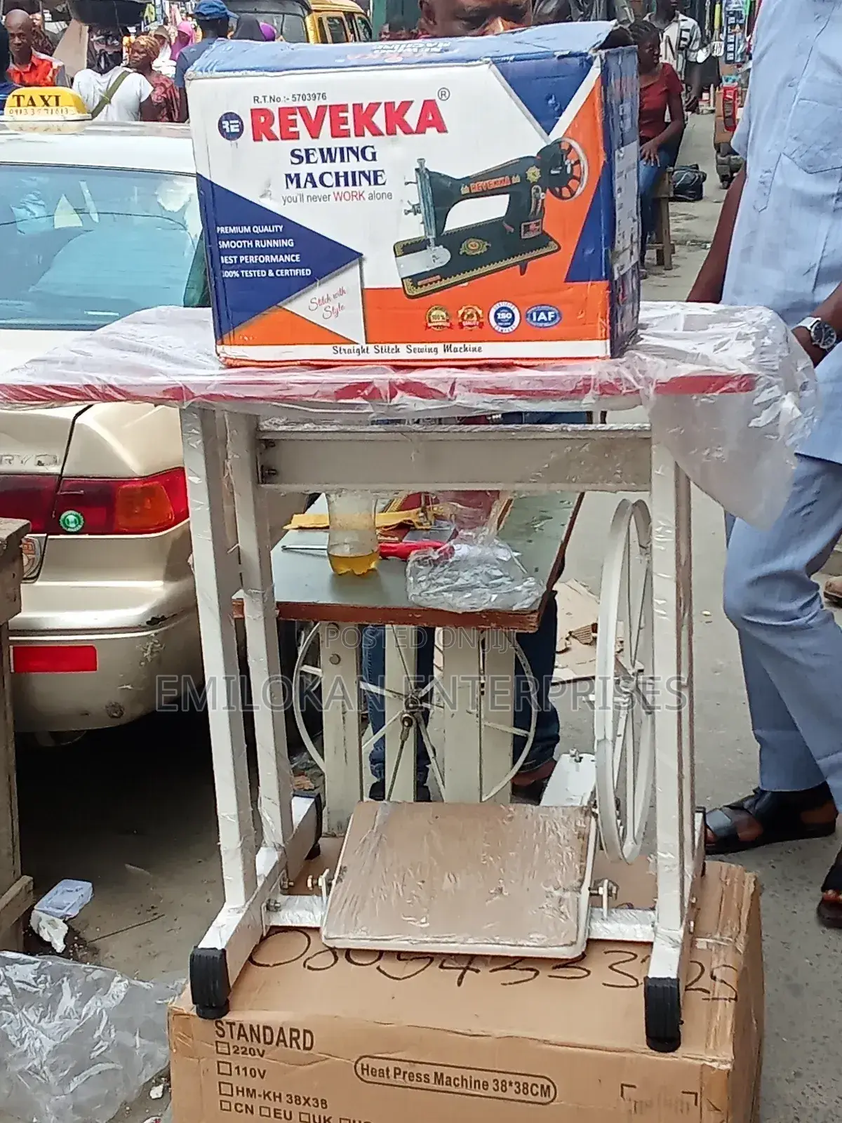 Manual Reveka Sewing Machine India Products