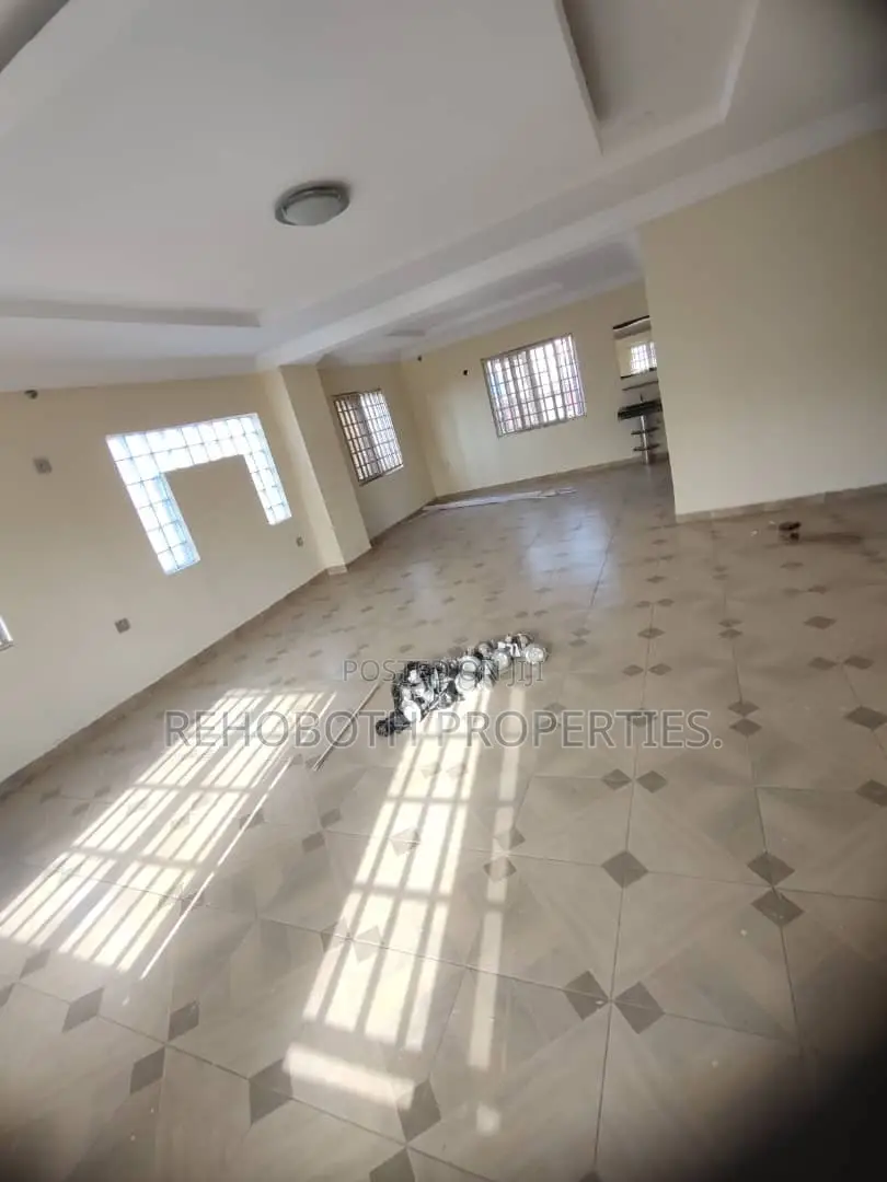 5bdrm Duplex in Ikolaba, Ibadan for rent